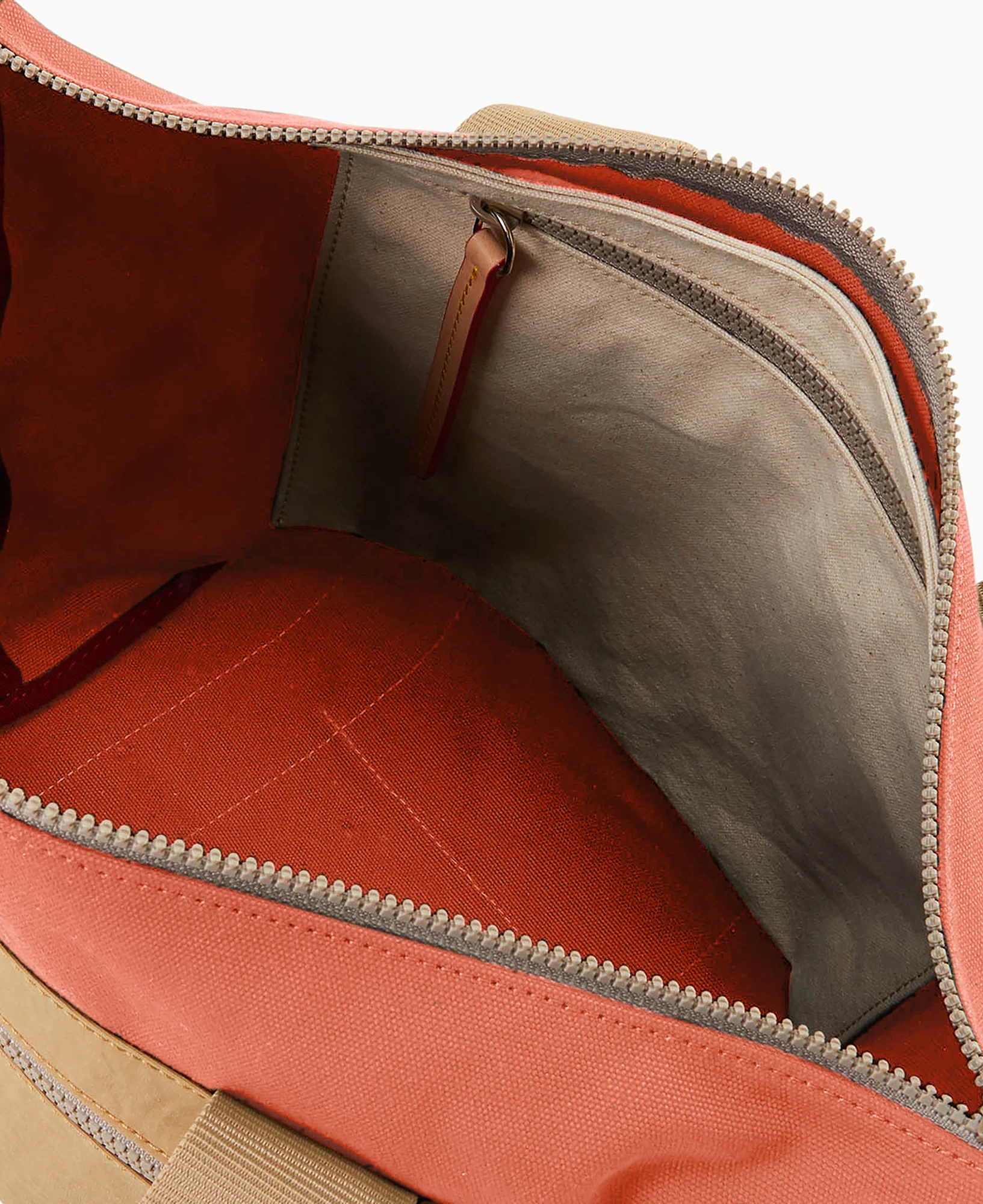 Canvas Carryall 28 with Pocket - Image 43