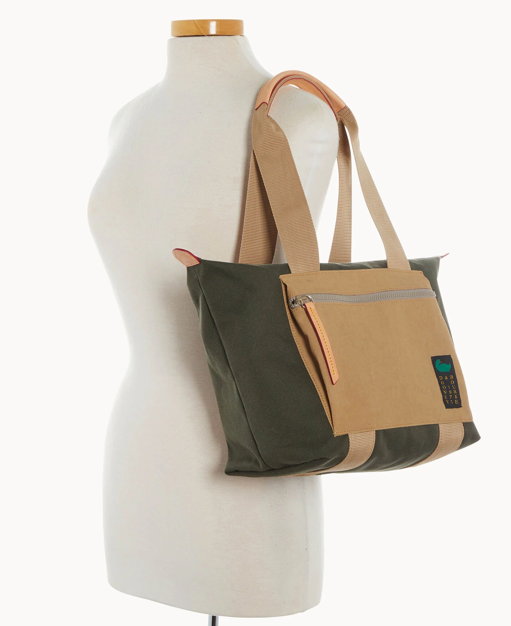 Canvas Carryall 28 with Pocket - Image 50