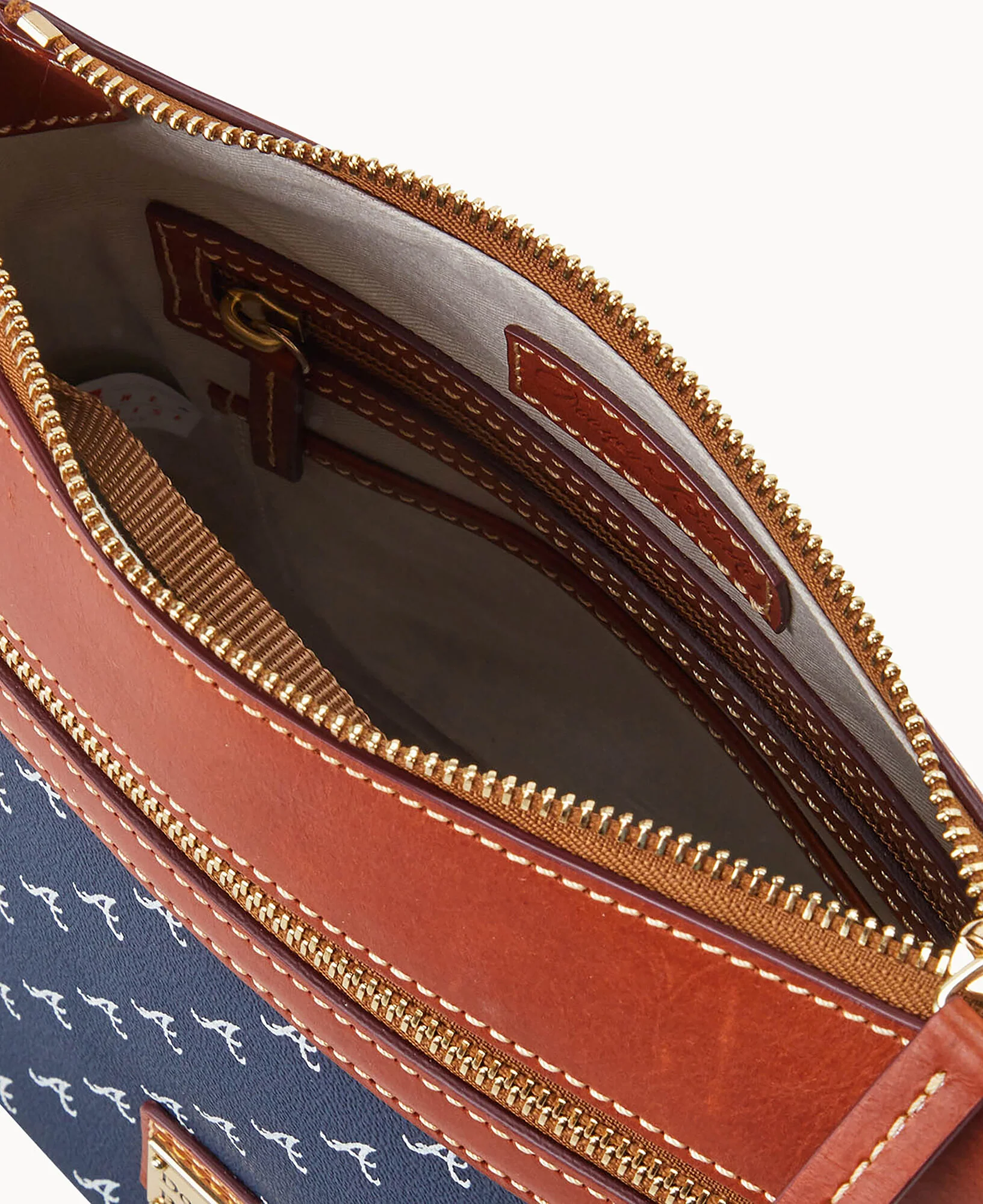 MLB Braves Crossbody 25 - Image 4