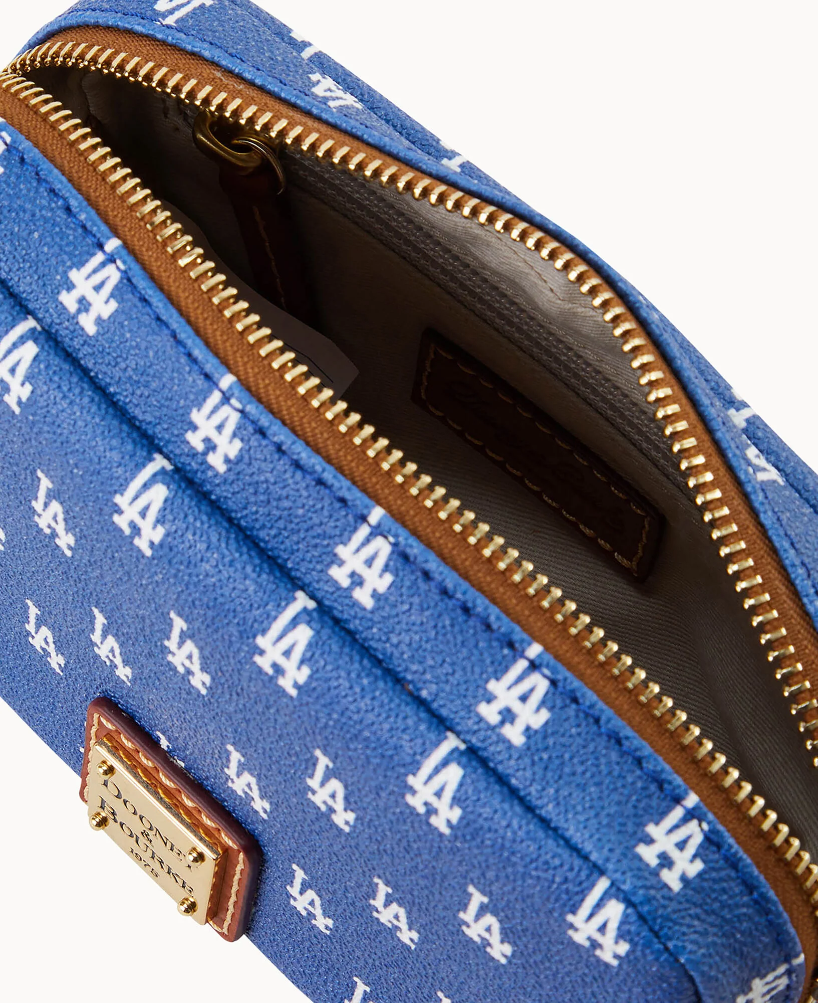 MLB Dodgers Belt Bag - Image 3