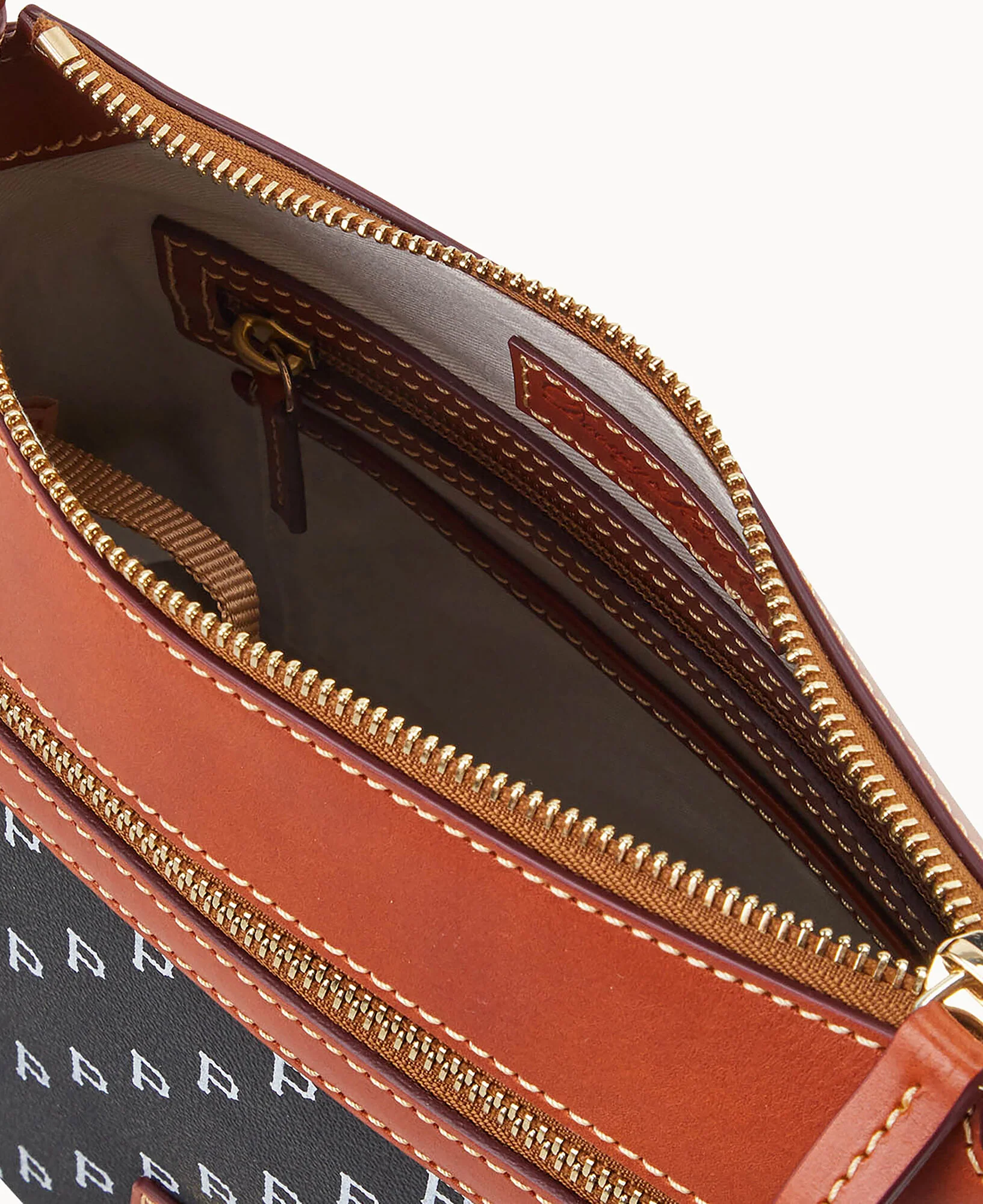MLB Pirates Crossbody 25 - Image 2