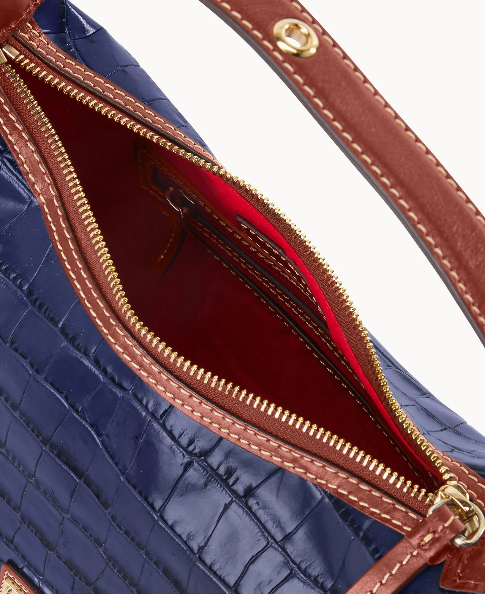 Oakdale Paige Crossbody - Image 11