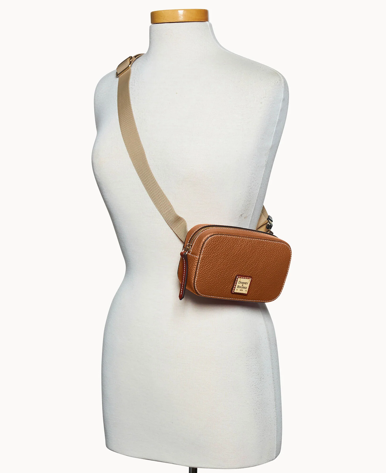 Pebble Grain Belt Bag - Image 34
