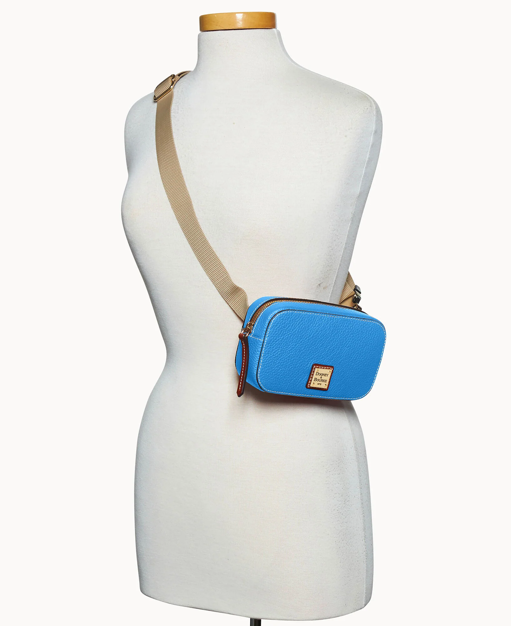Pebble Grain Belt Bag - Image 64