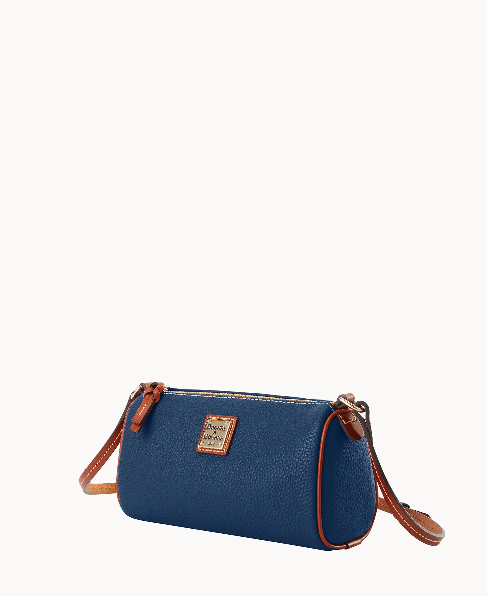 Pebble Grain Buffy Crossbody - Image 10