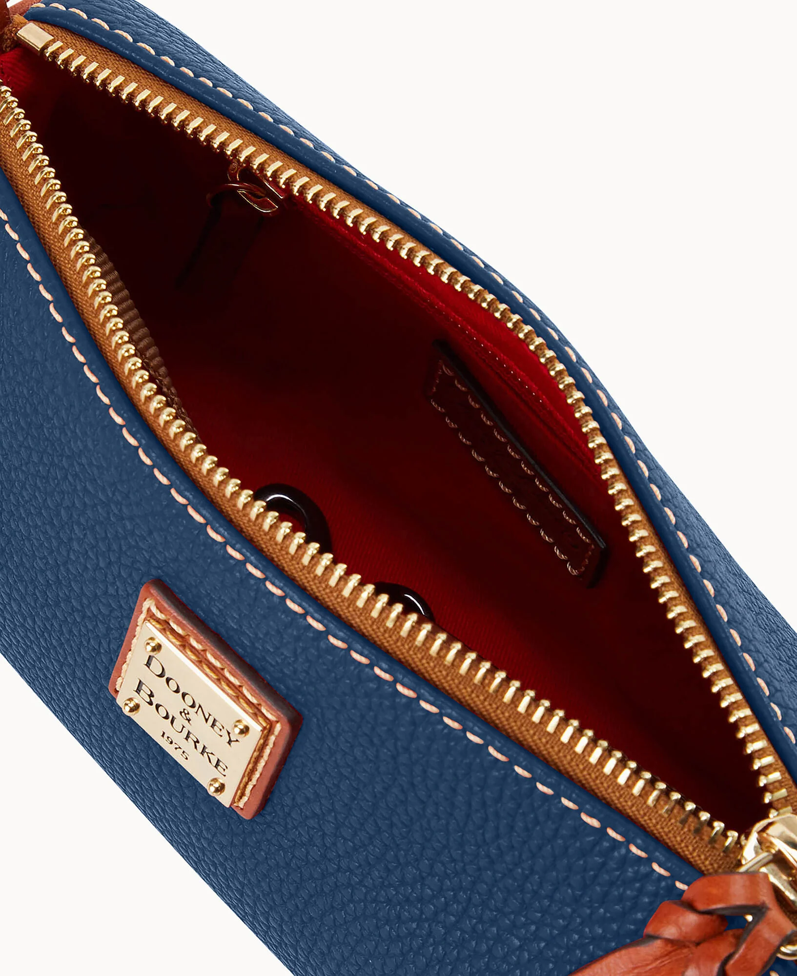 Pebble Grain Buffy Crossbody - Image 11