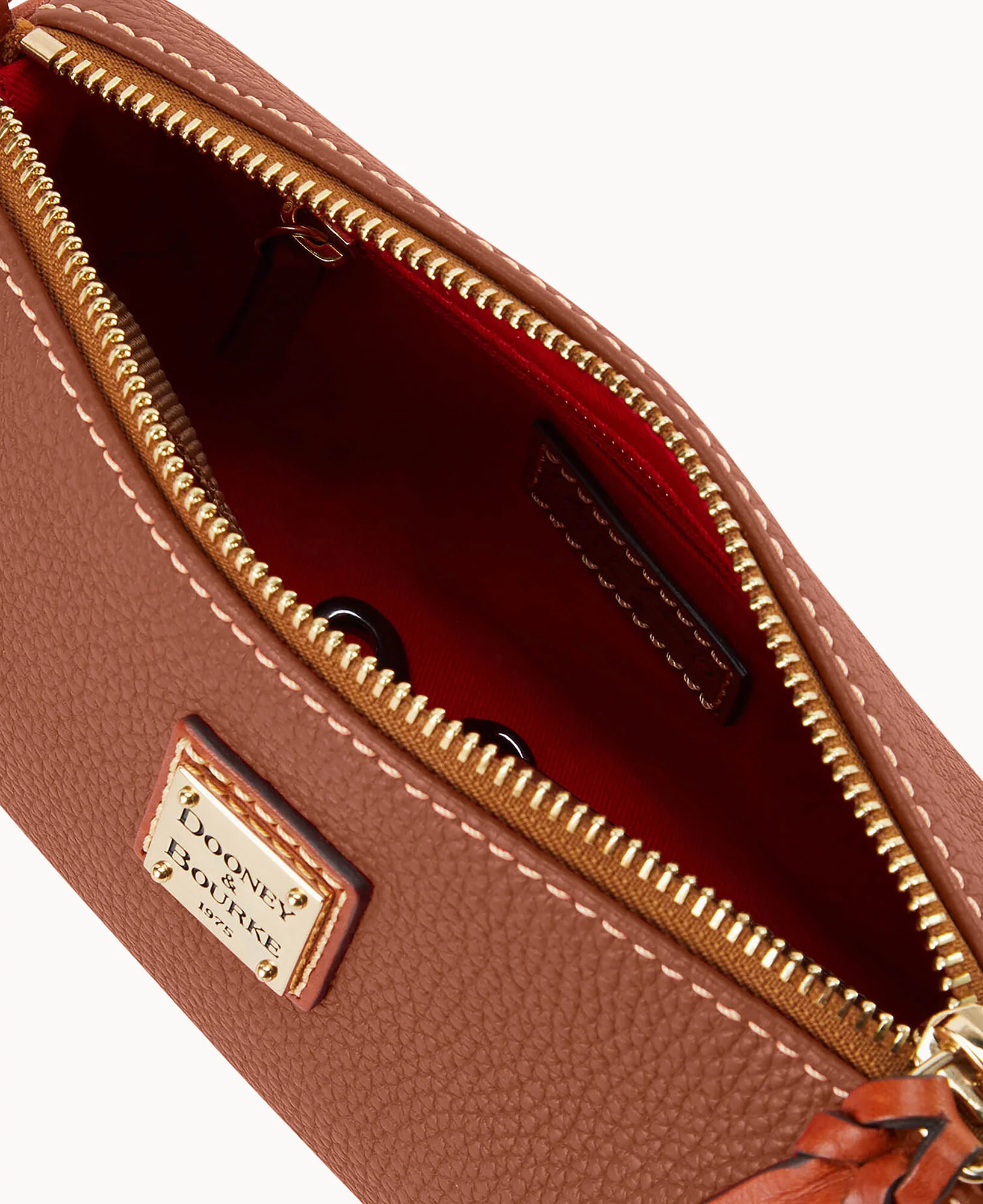 Pebble Grain Buffy Crossbody - Image 3