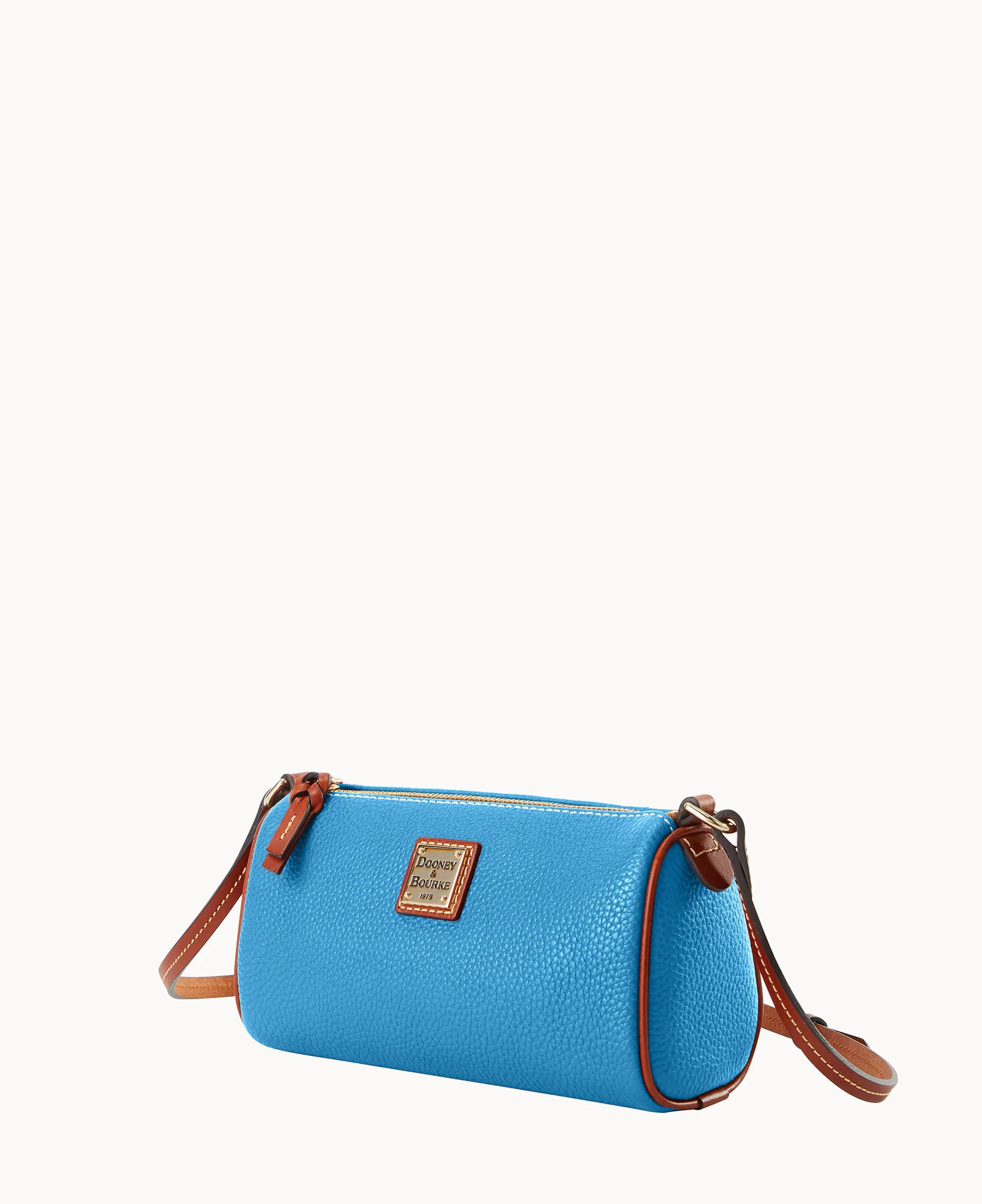 Pebble Grain Buffy Crossbody - Image 30