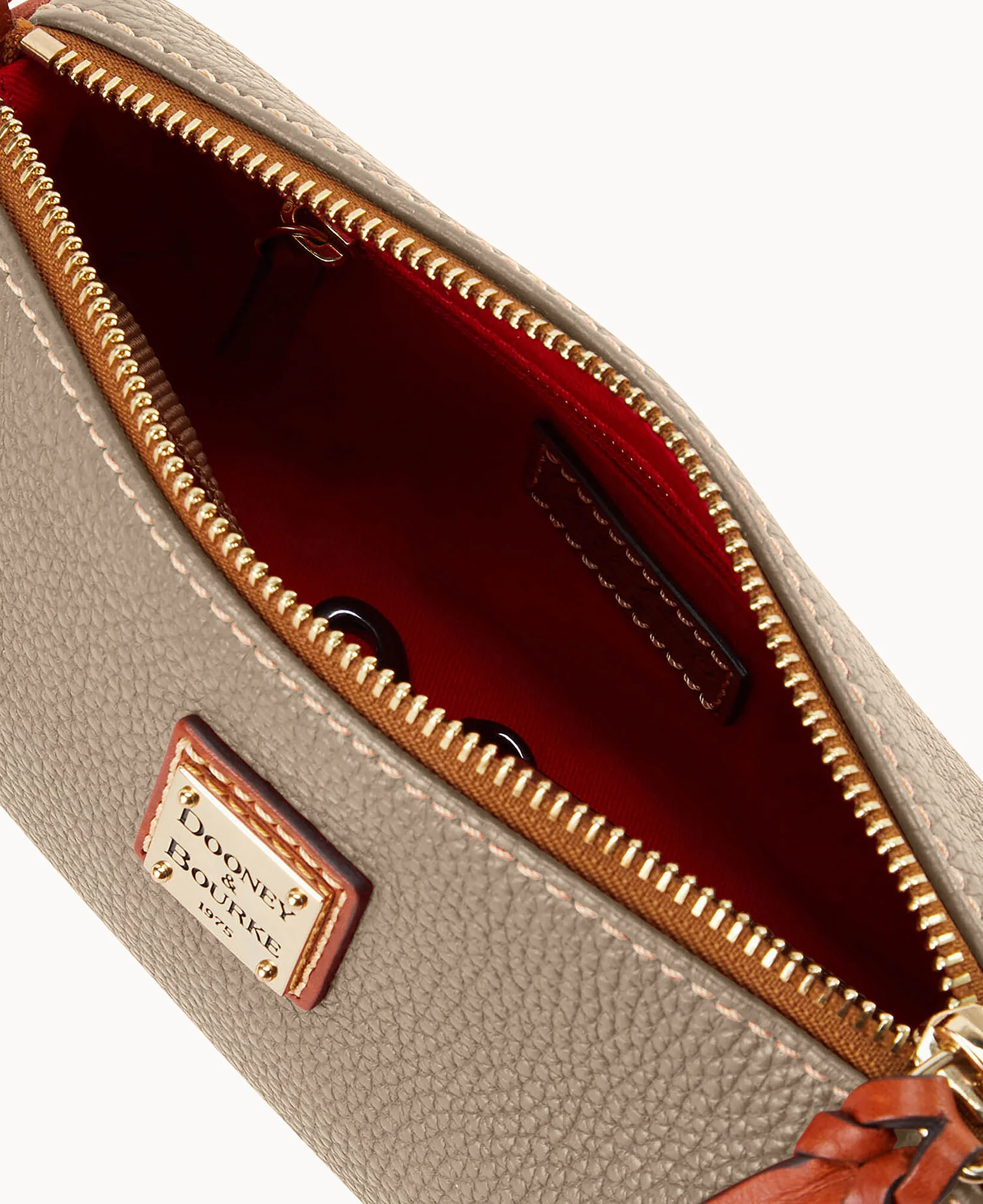 Pebble Grain Buffy Crossbody - Image 35