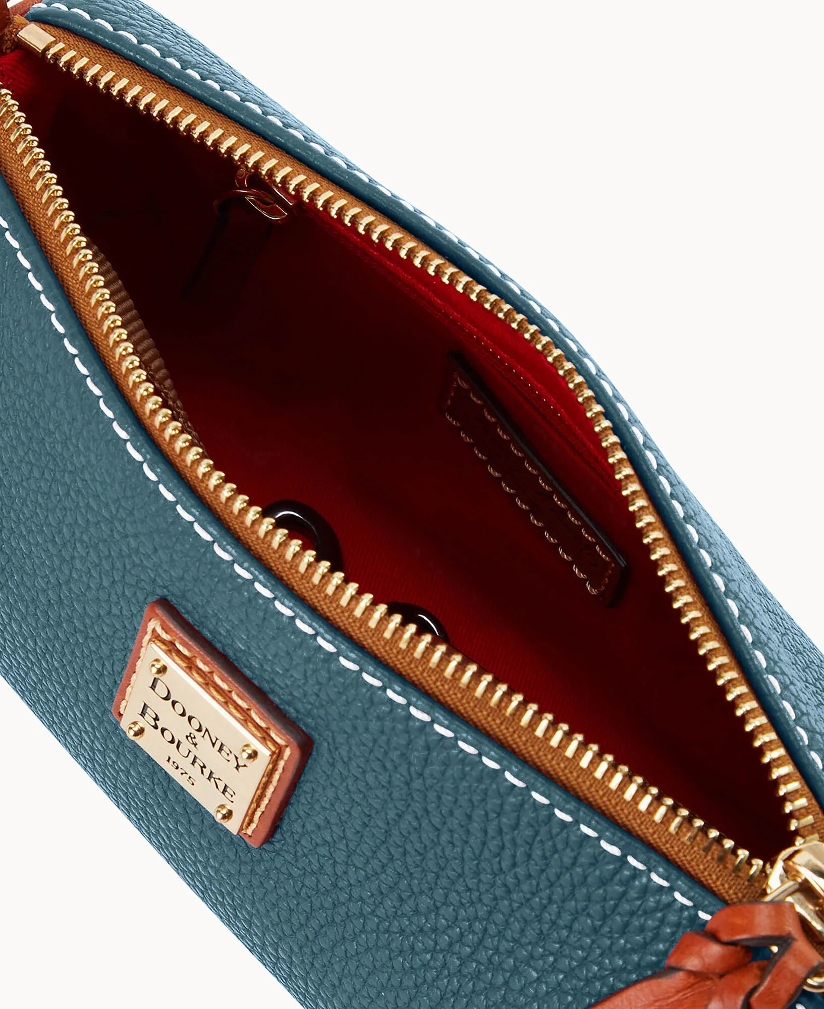 Pebble Grain Buffy Crossbody - Image 7
