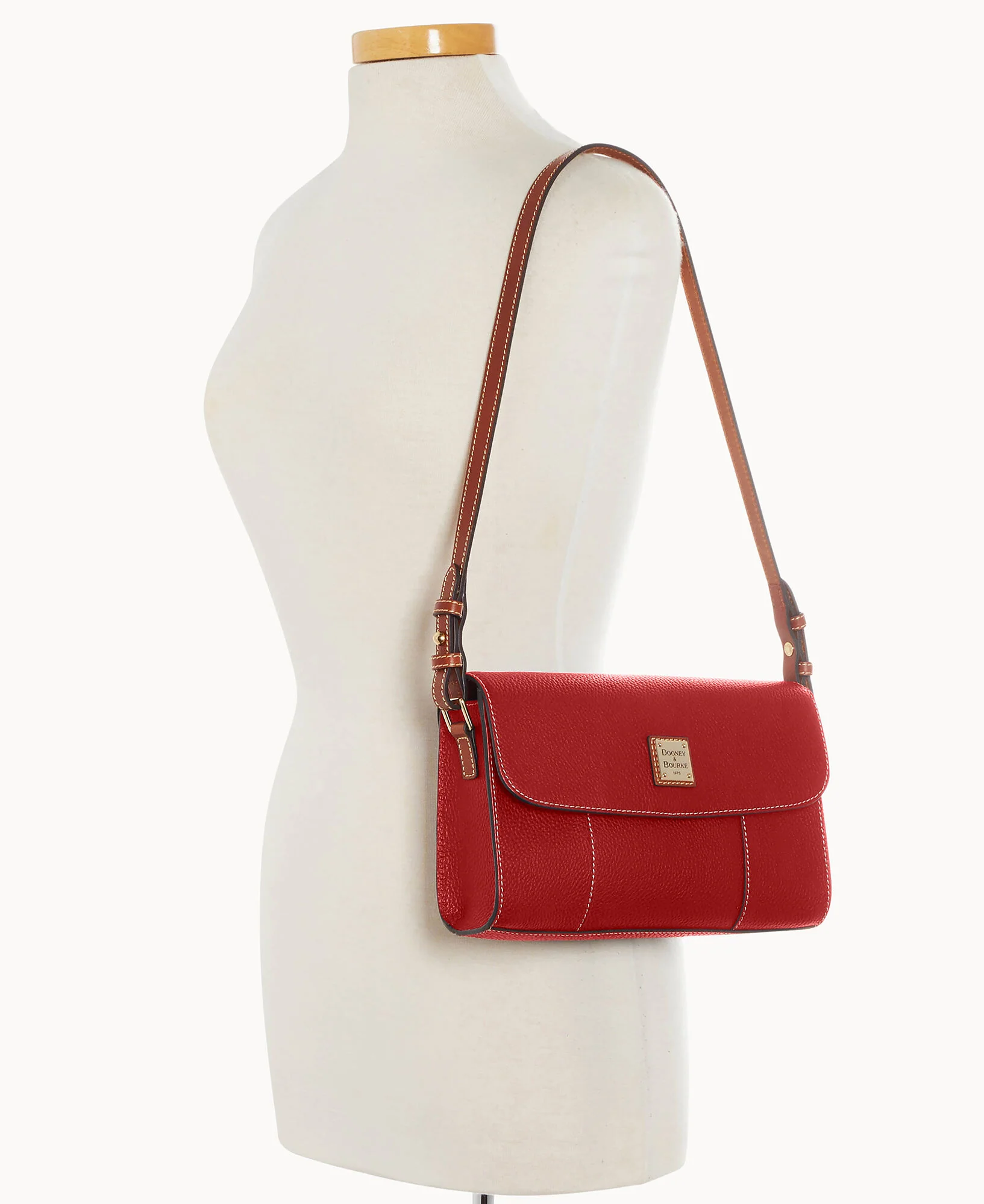 Pebble Grain Casey Clutch - Image 10