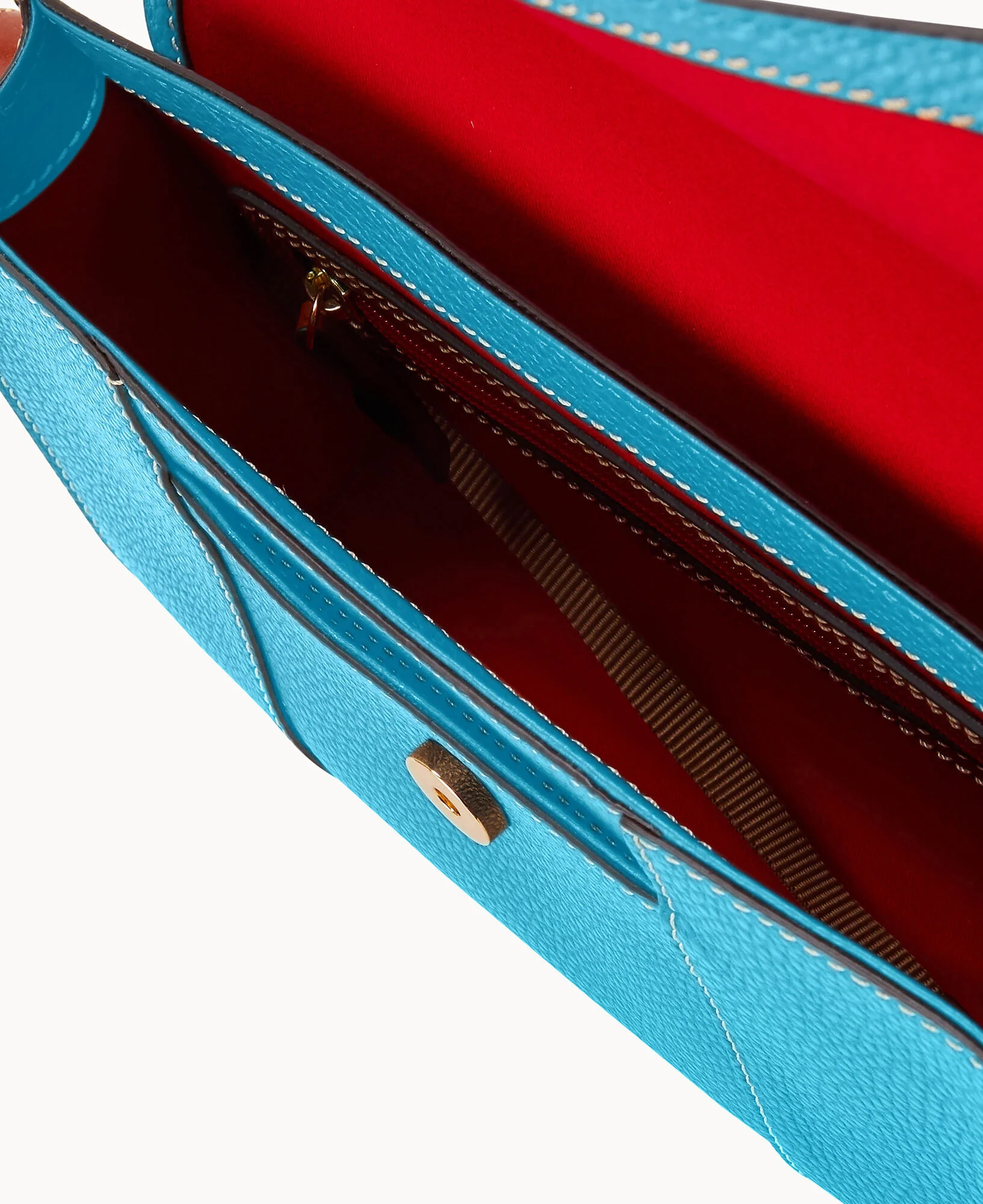 Pebble Grain Casey Clutch - Image 23