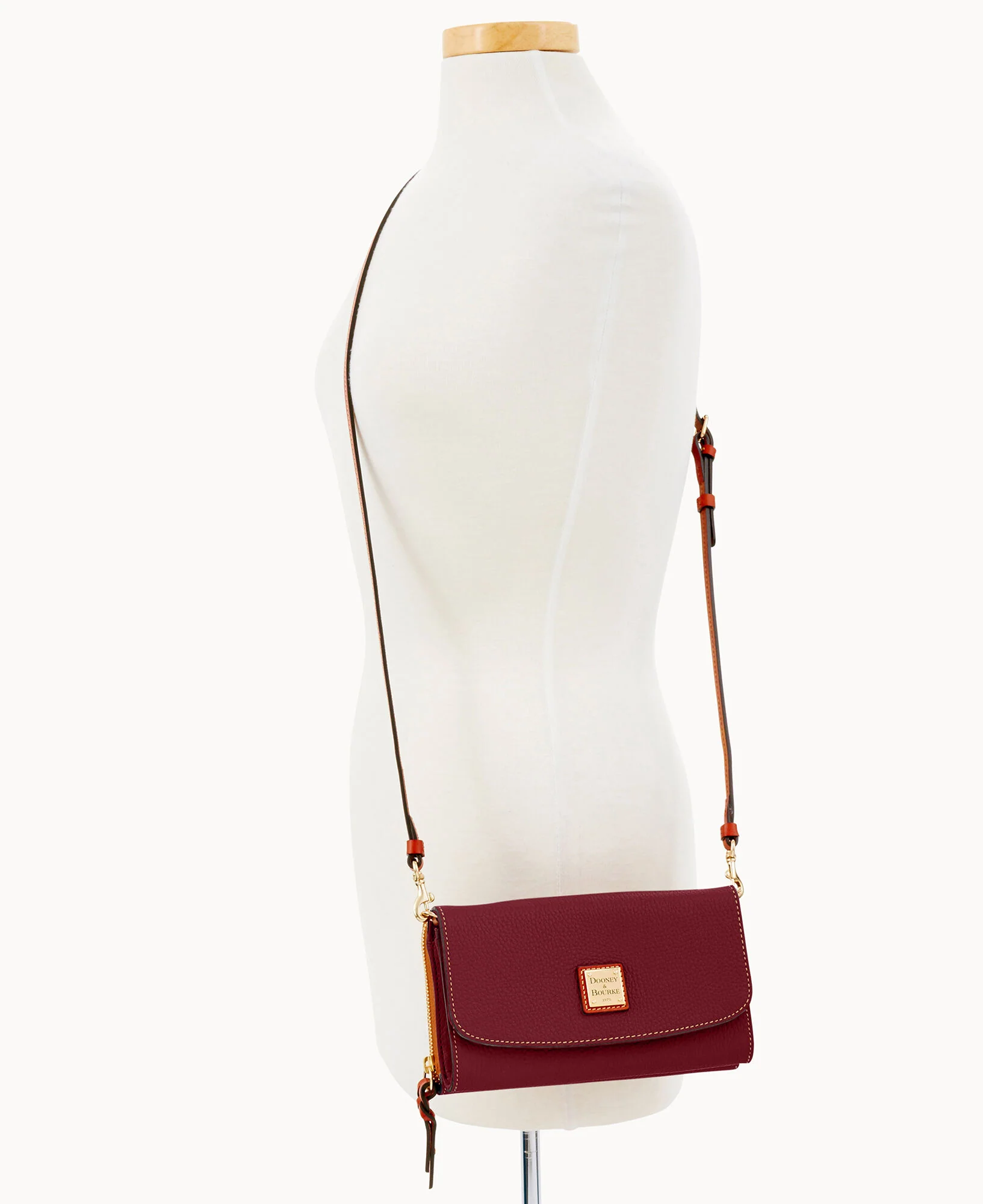 Pebble Grain Clutch Wallet - Image 49