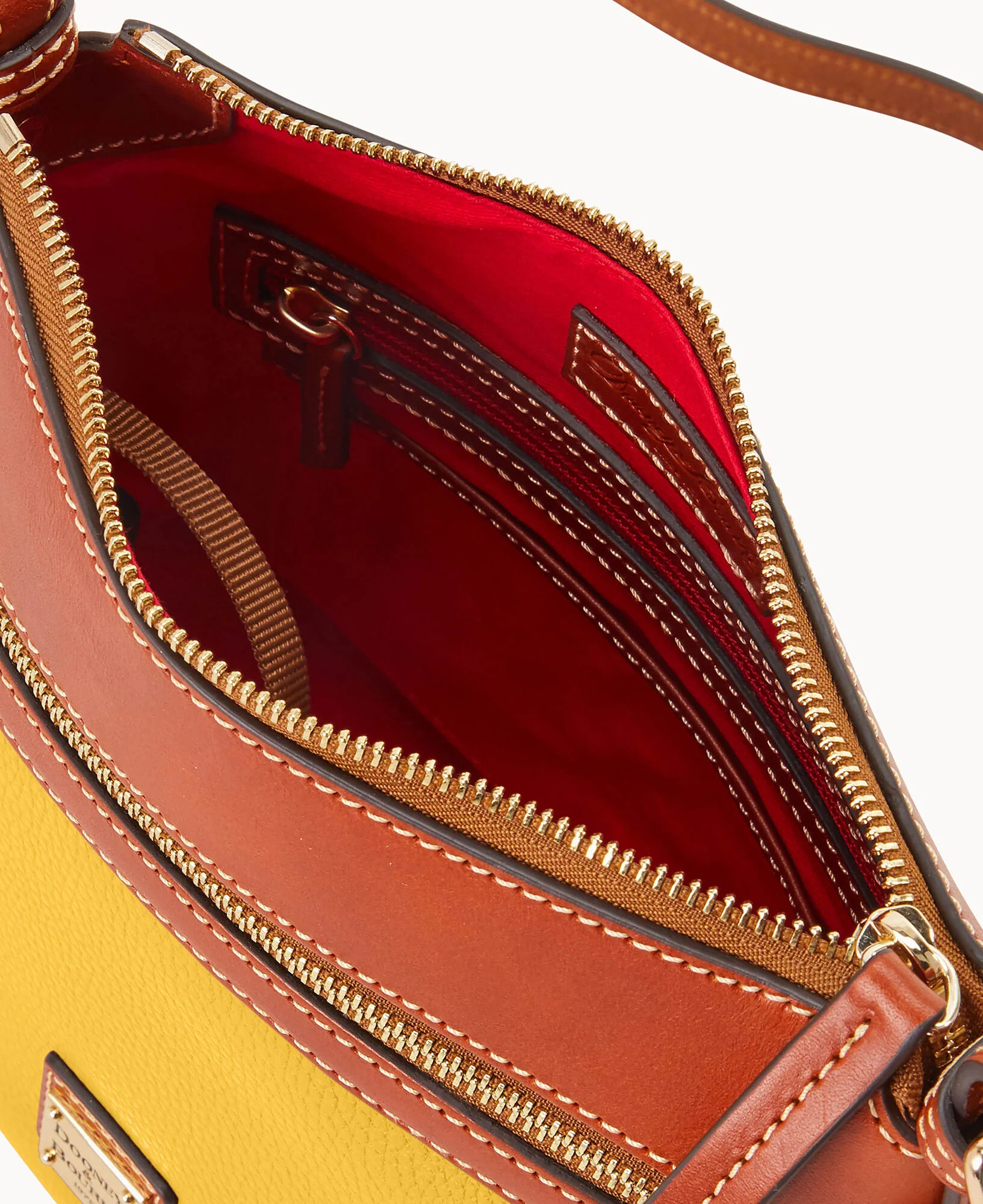 Pebble Grain Crossbody 25 - Image 83