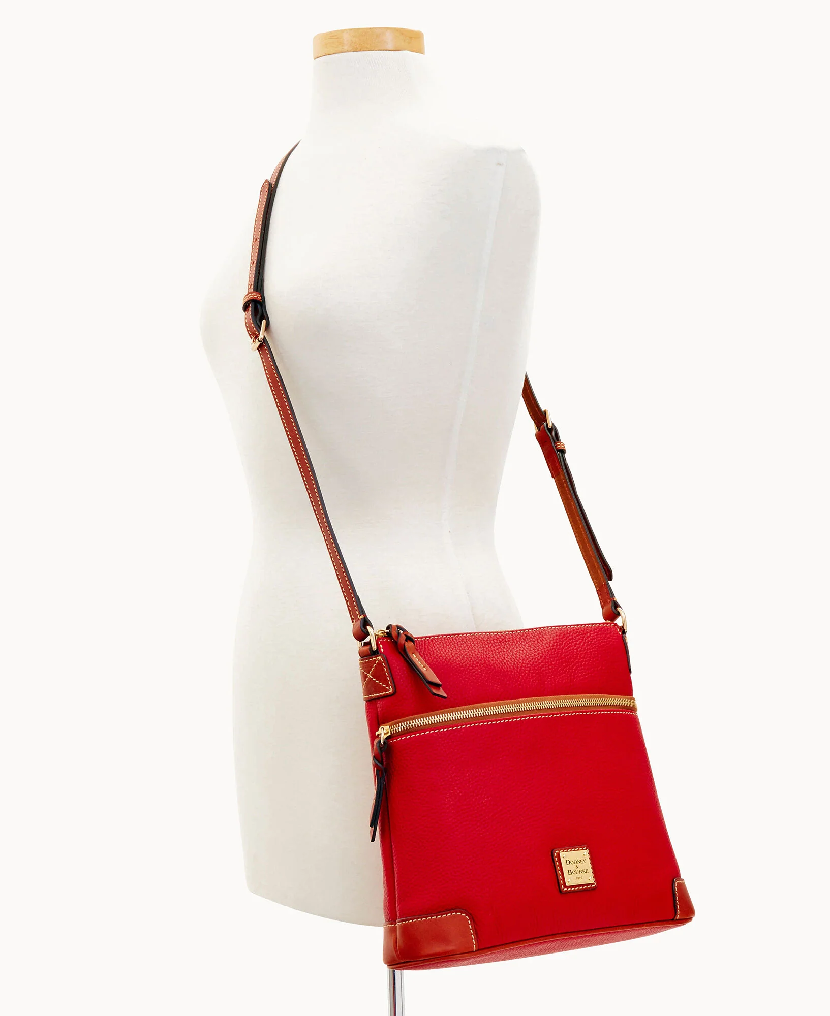 Pebble Grain Crossbody - Image 75