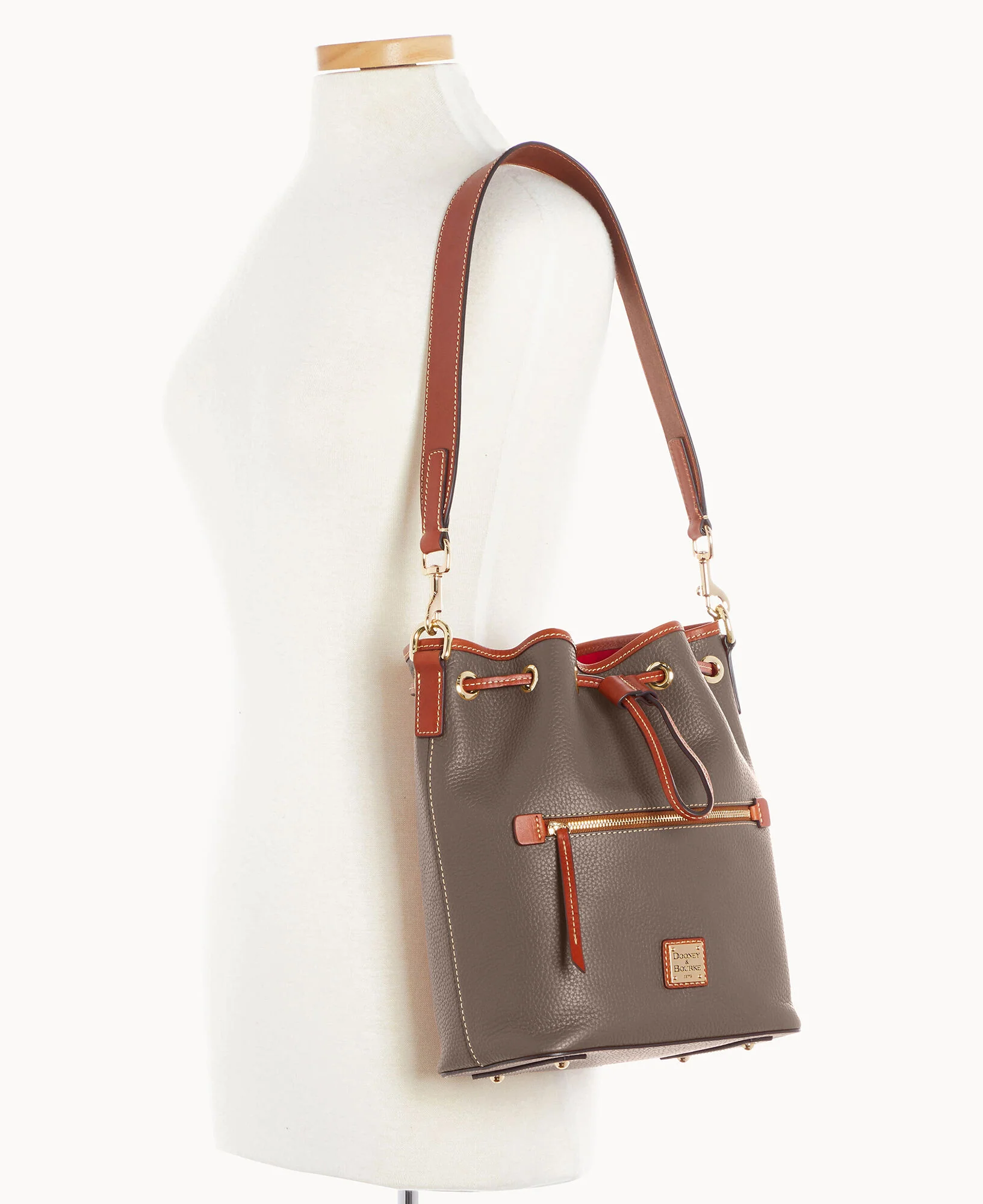 Pebble Grain Drawstring - Image 16
