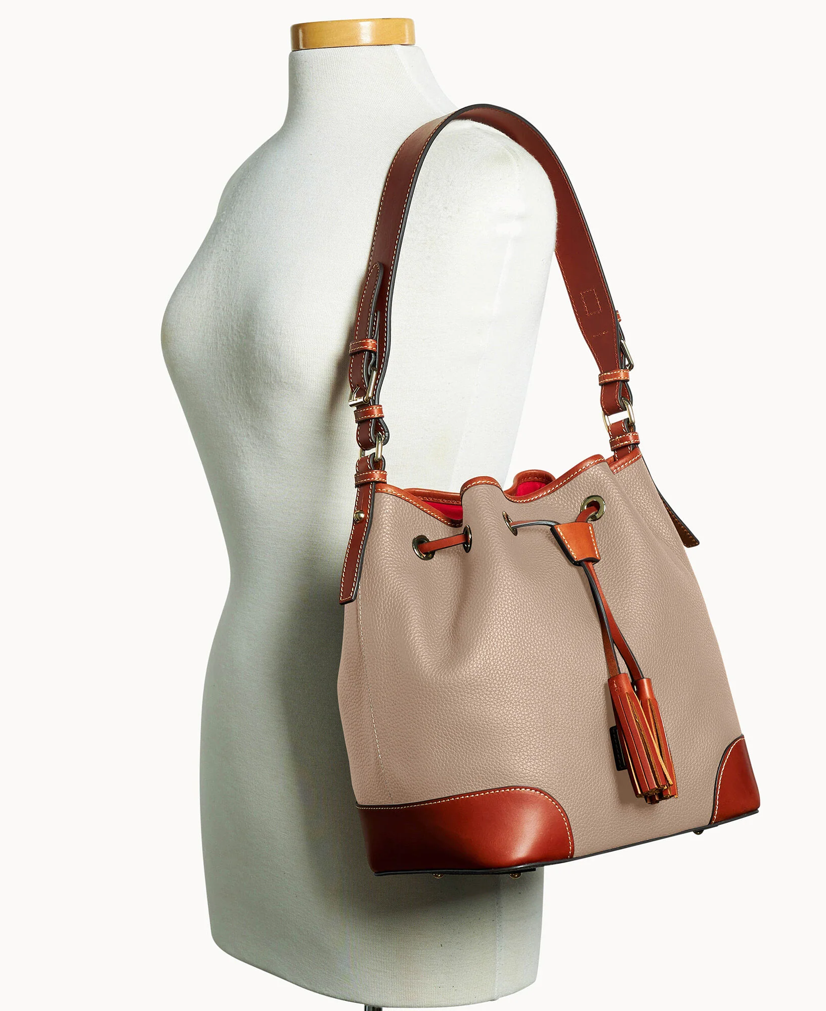 Pebble Grain Drawstring - Image 40