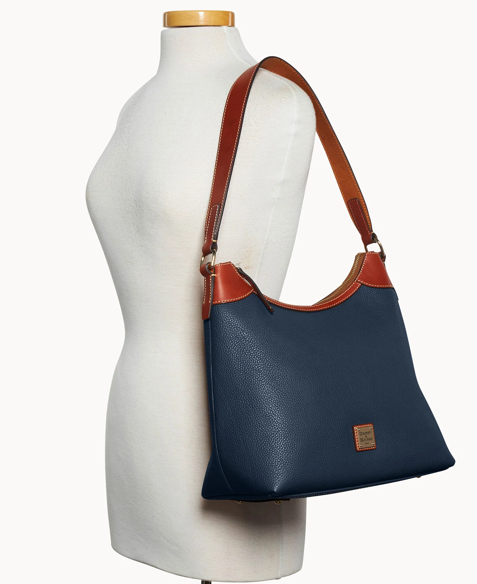 Pebble Grain Hobo - Image 40