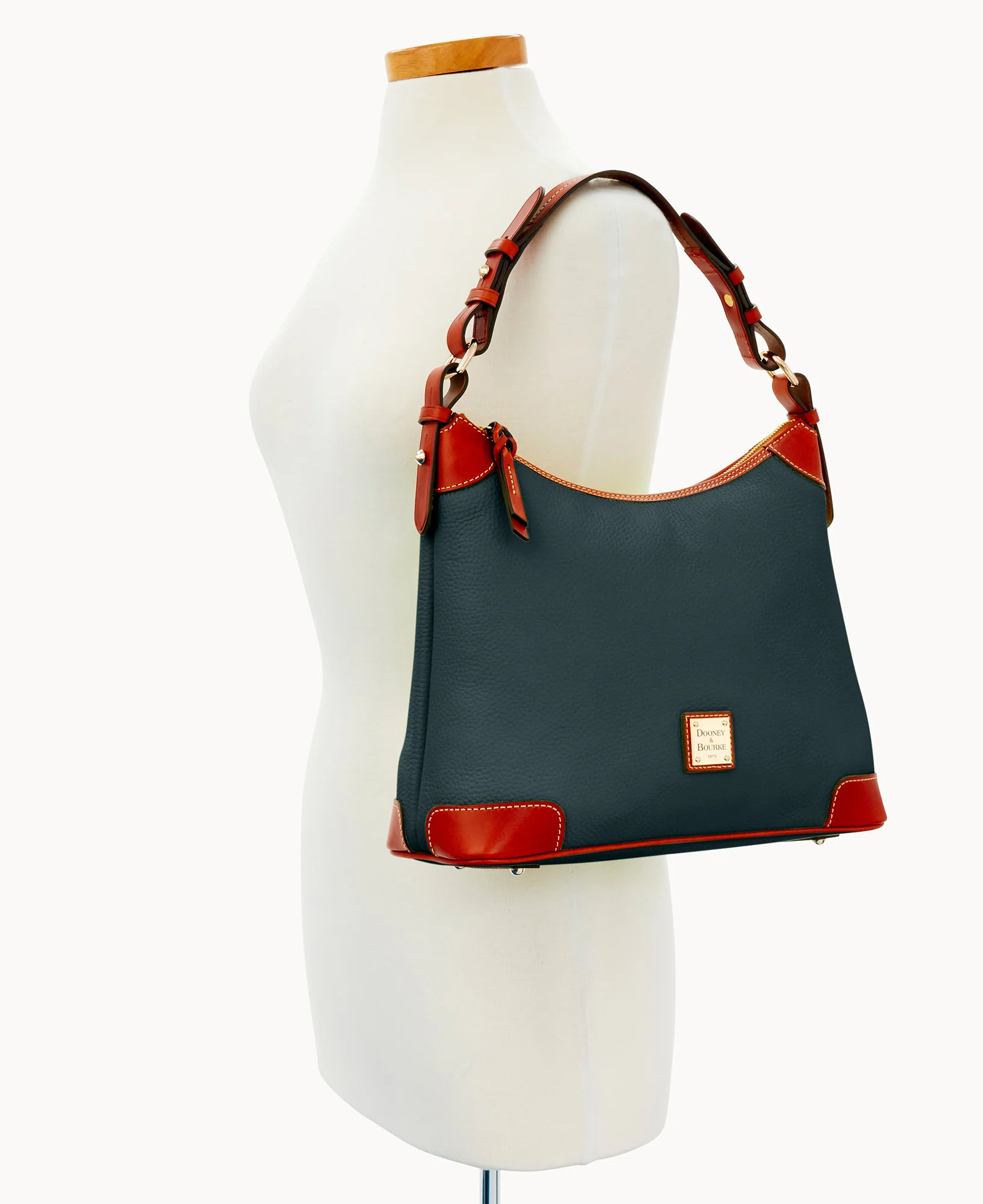 Pebble Grain Hobo - Image 24