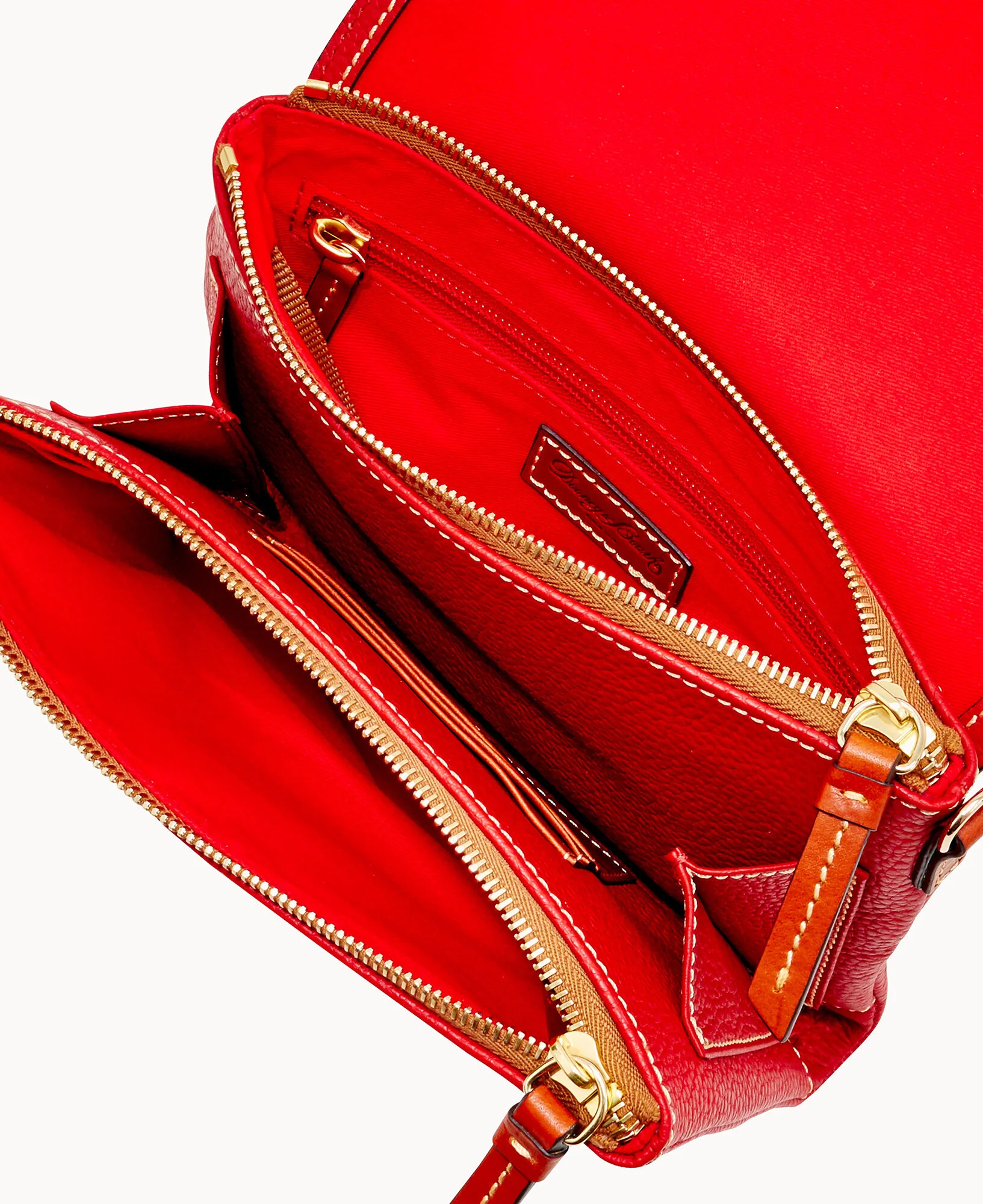 Pebble Grain Hunter Crossbody - Image 33