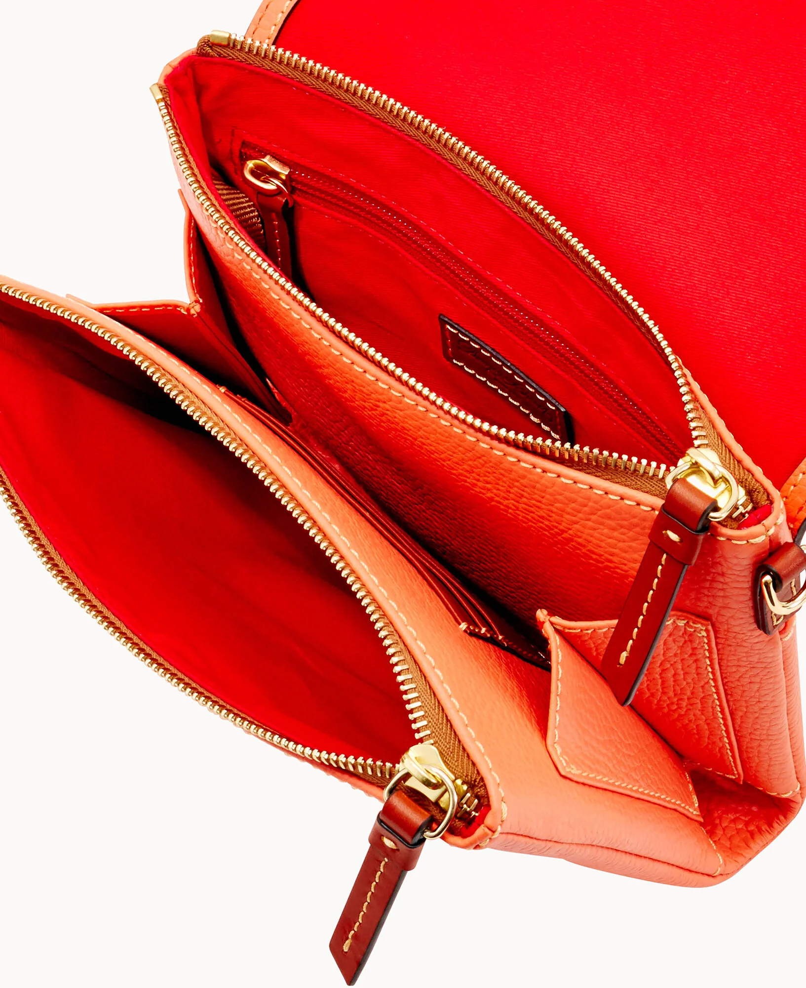 Pebble Grain Hunter Crossbody - Image 38