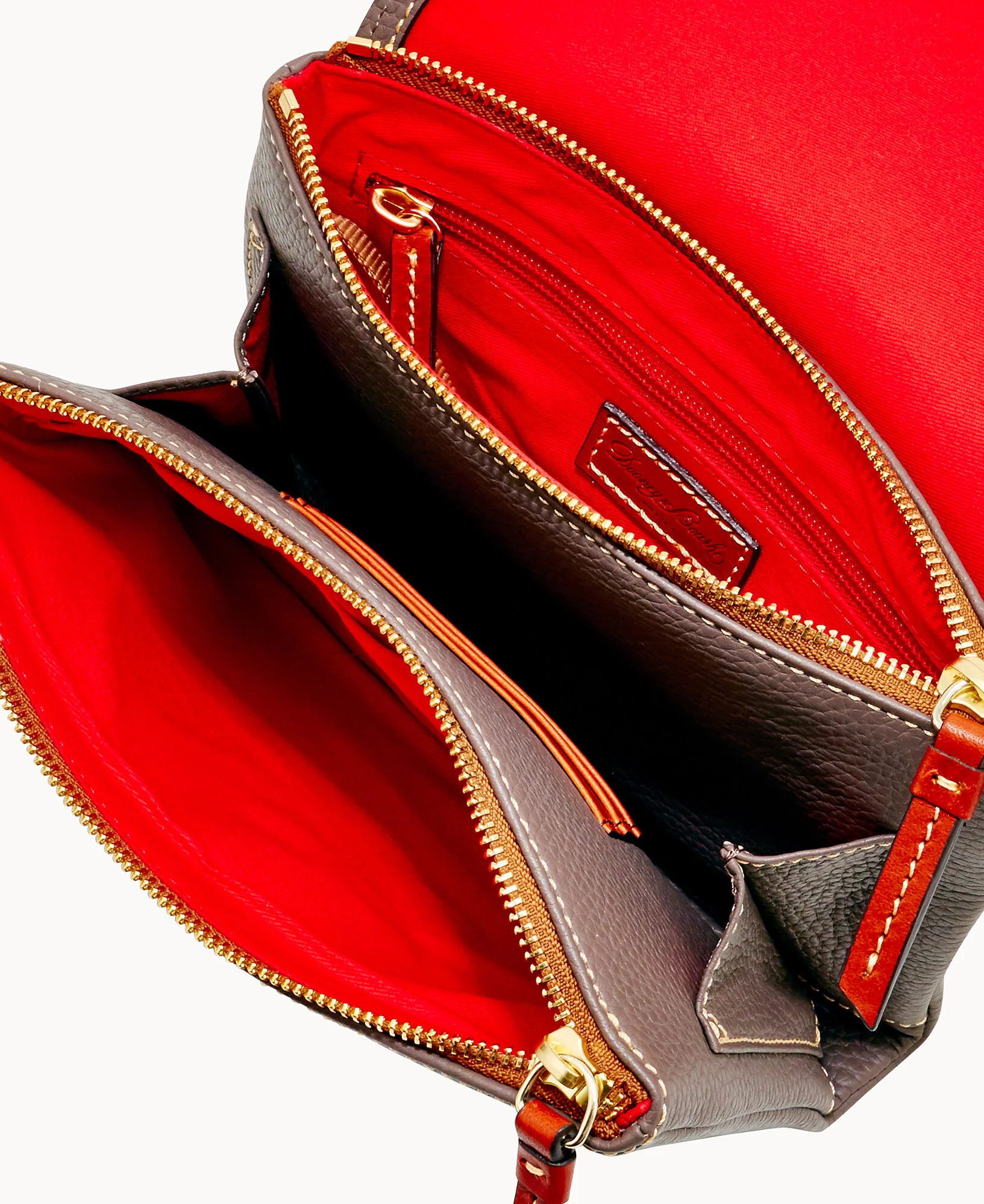 Pebble Grain Hunter Crossbody - Image 63
