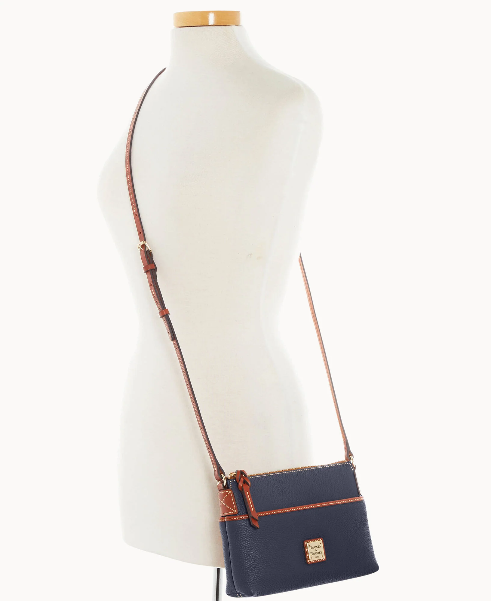 Pebble Grain Katie Crossbody - Image 5