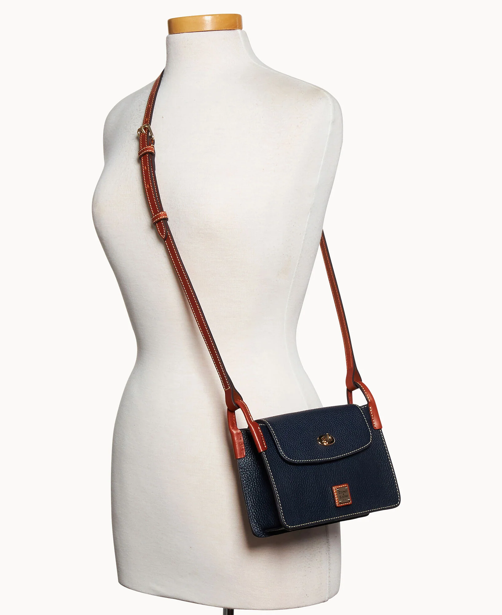 Pebble Grain Pinky Bag - Image 35
