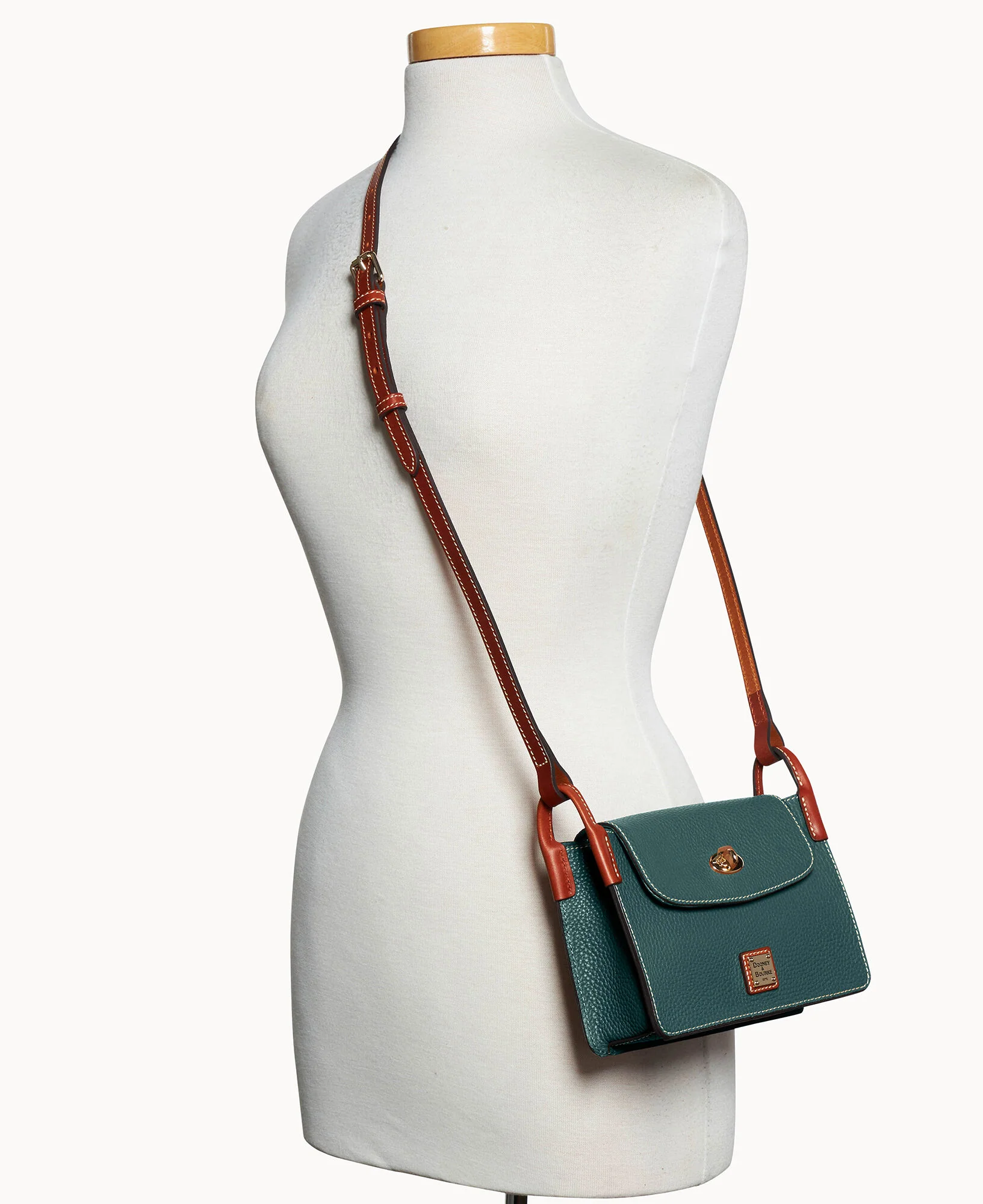 Pebble Grain Pinky Bag - Image 45