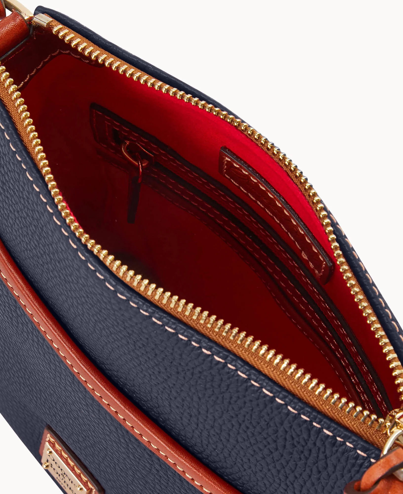 Pebble Grain Small Everyday Crossbody - Image 10