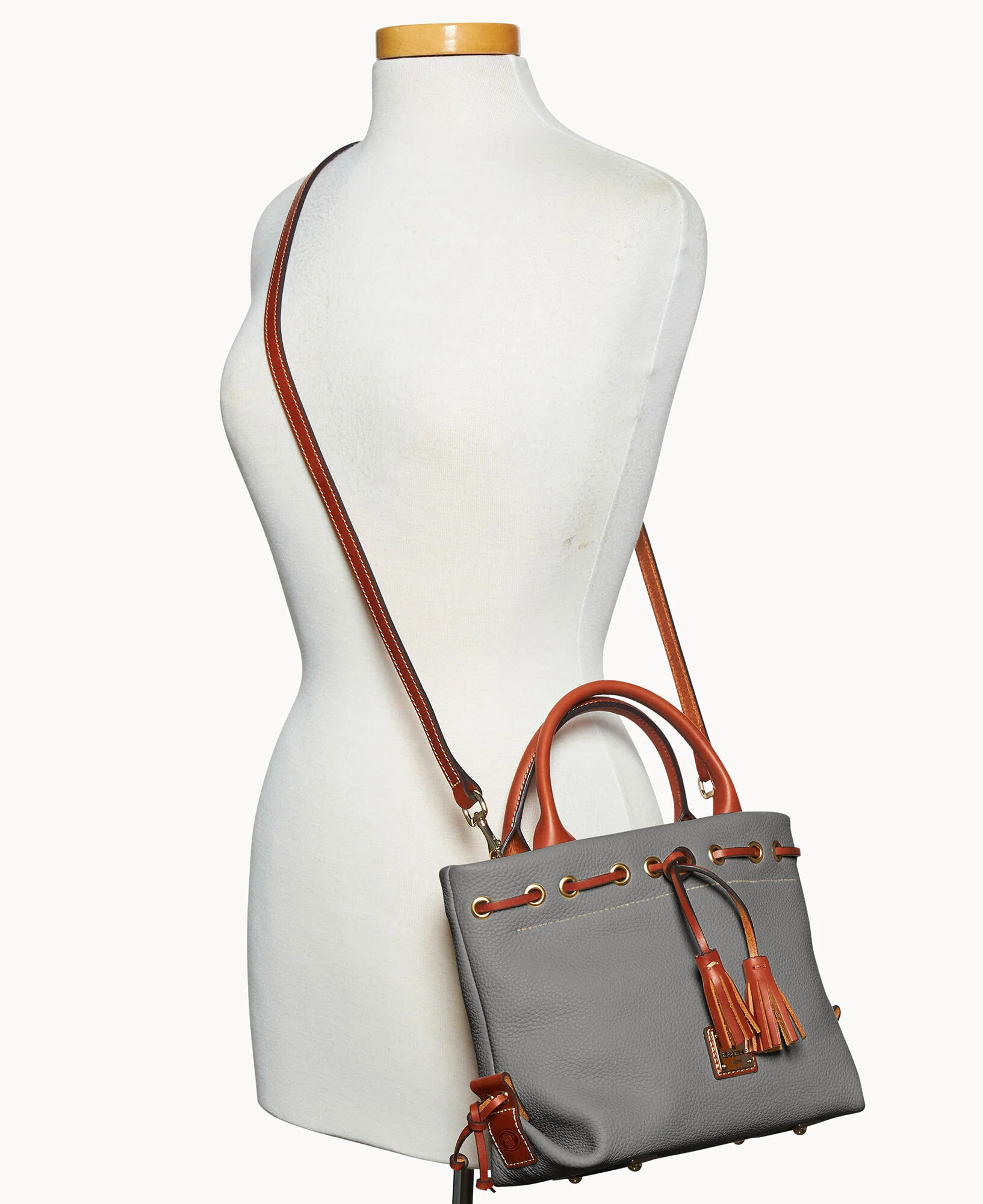 Pebble Grain Tassel Tote - Image 44