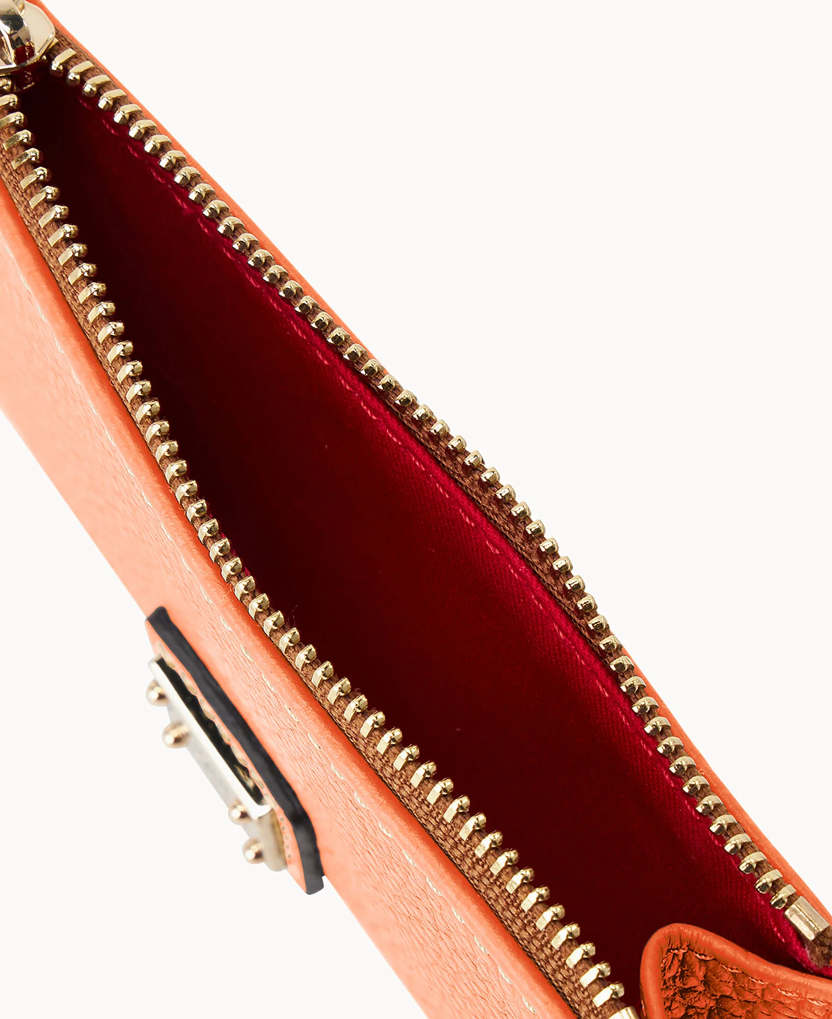 Pebble Grain Zip Credit Card Case - Image 24