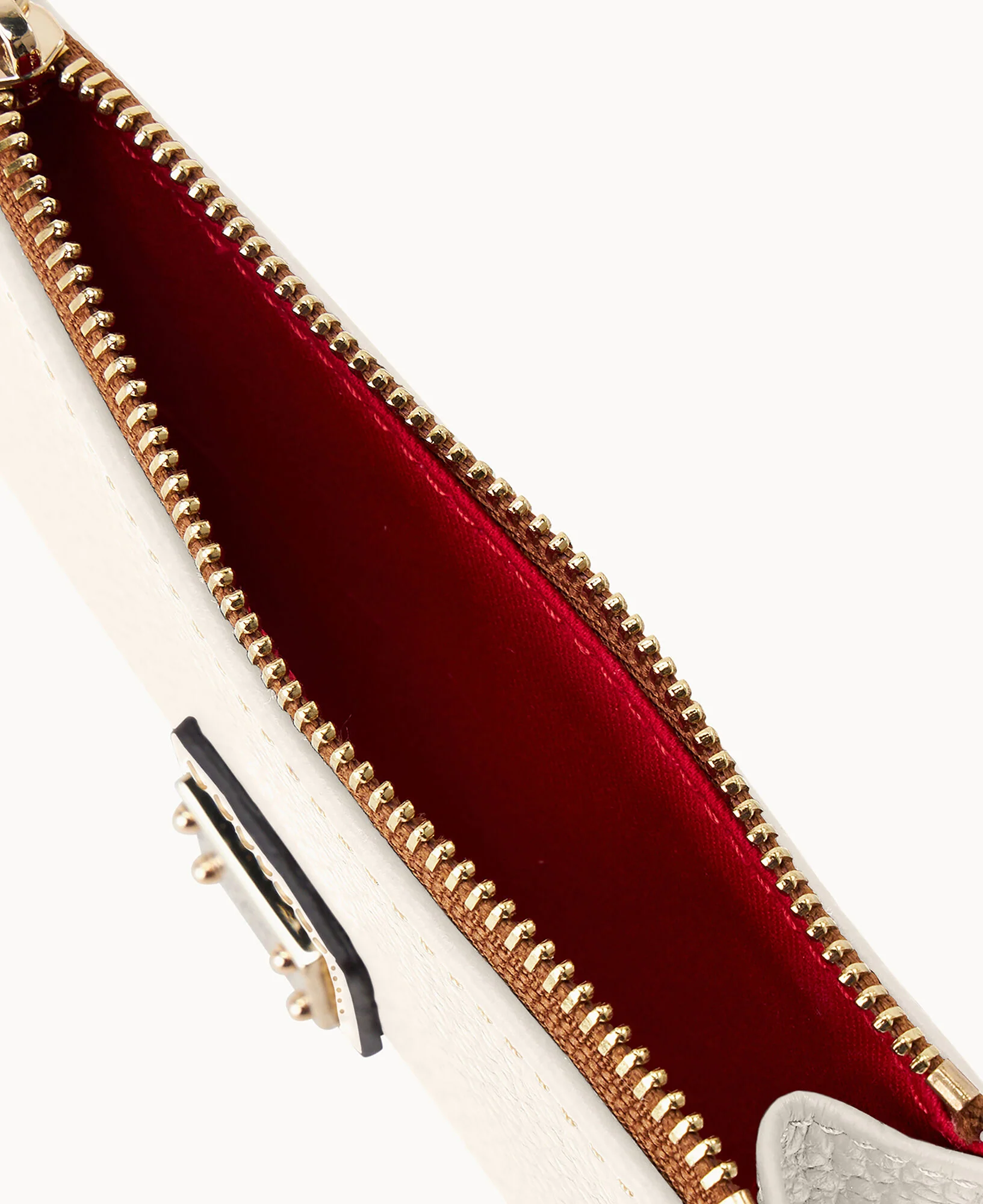 Pebble Grain Zip Credit Card Case - Image 33