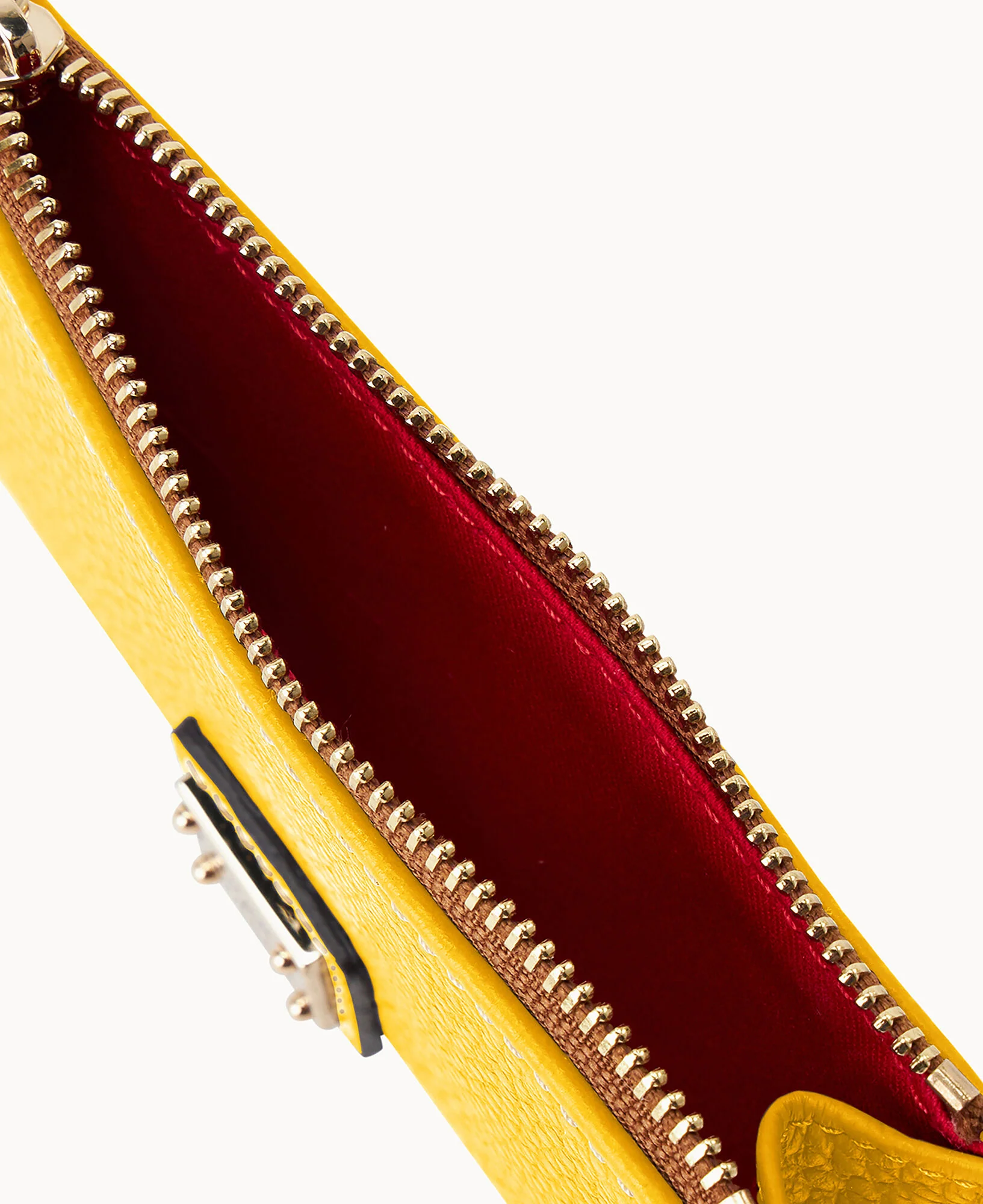 Pebble Grain Zip Credit Card Case - Image 36
