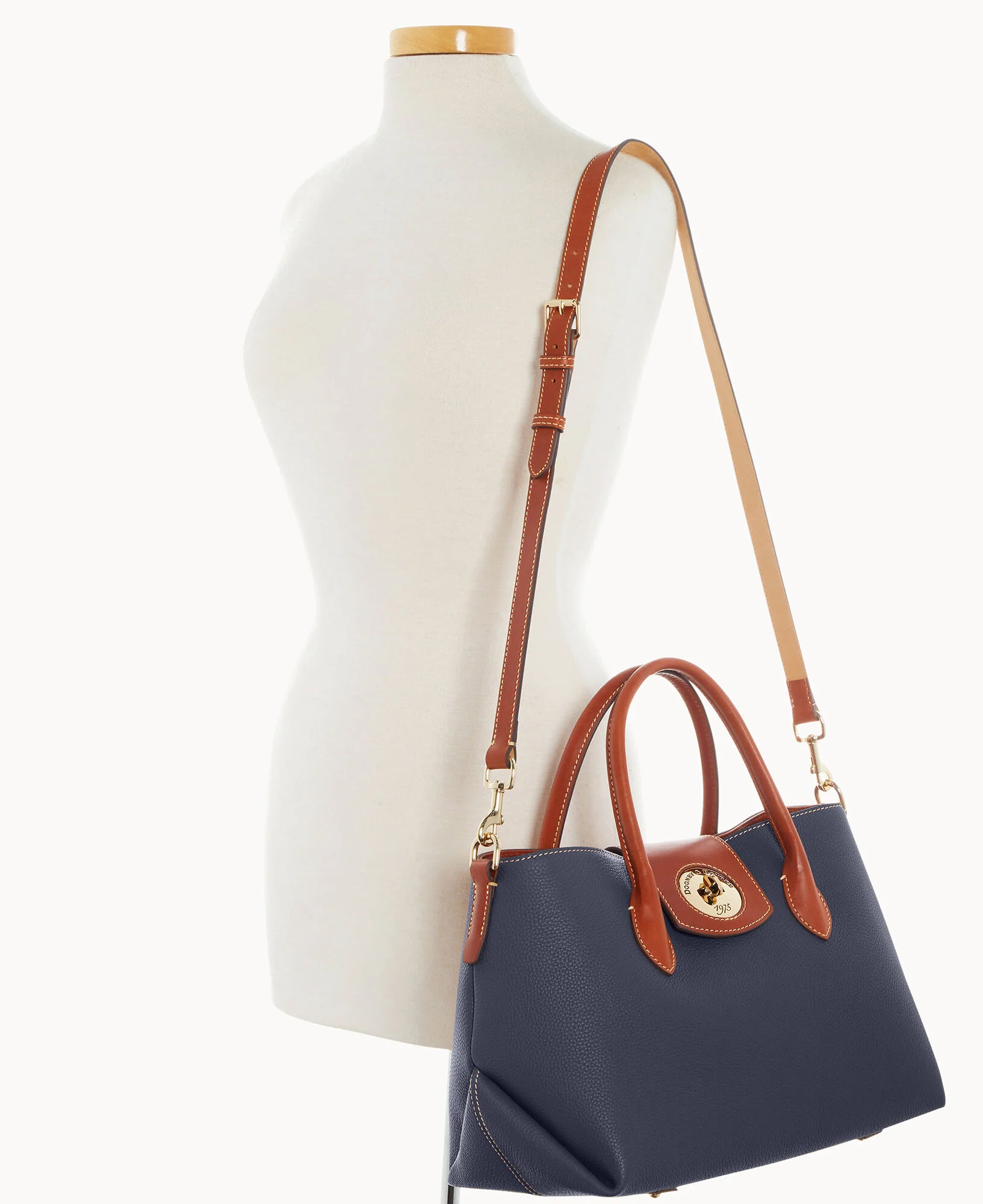 Pebble Turnlock Handle Tote 30 - Image 65