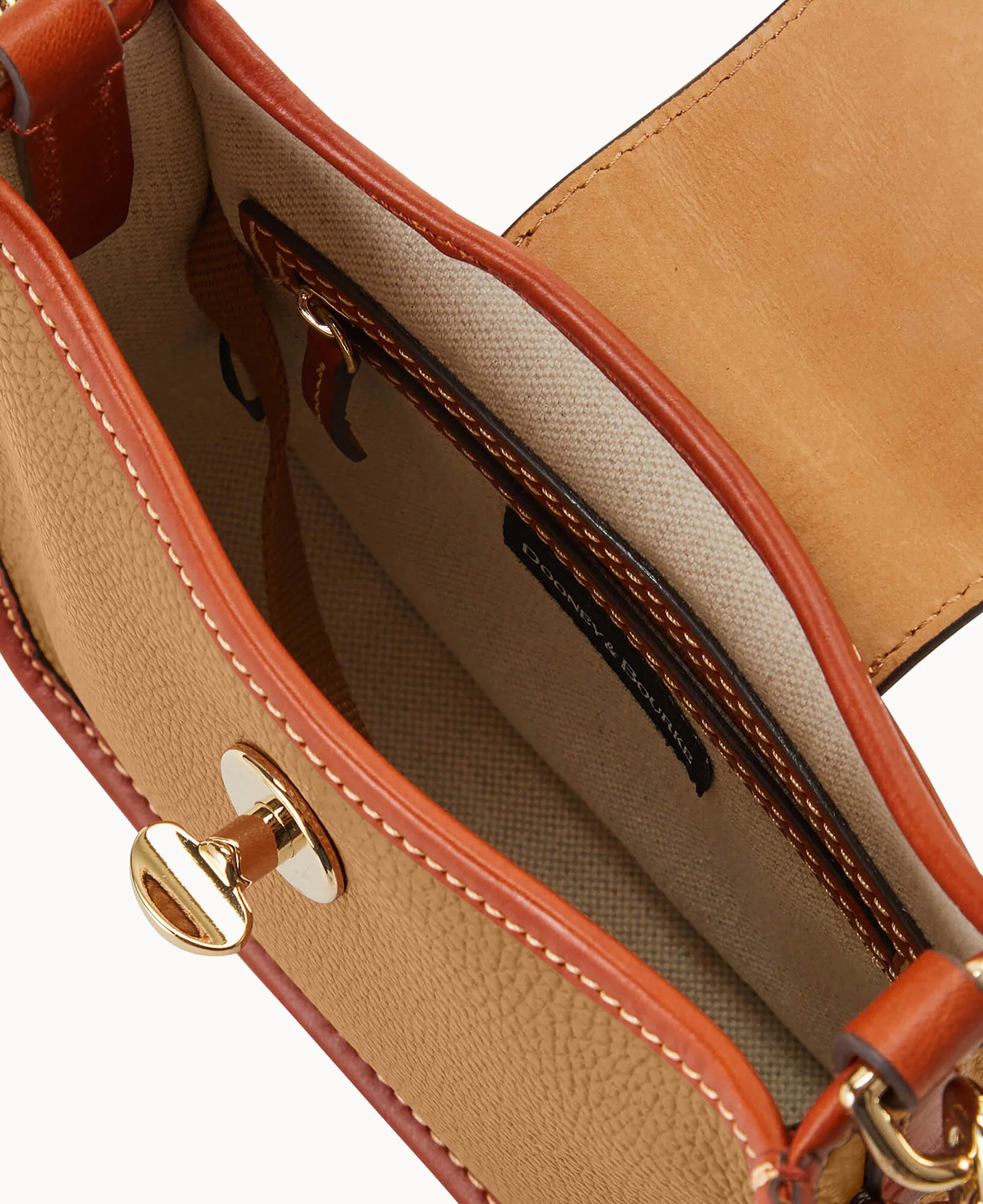 Pebble Turnlock Messenger 20 - Image 108