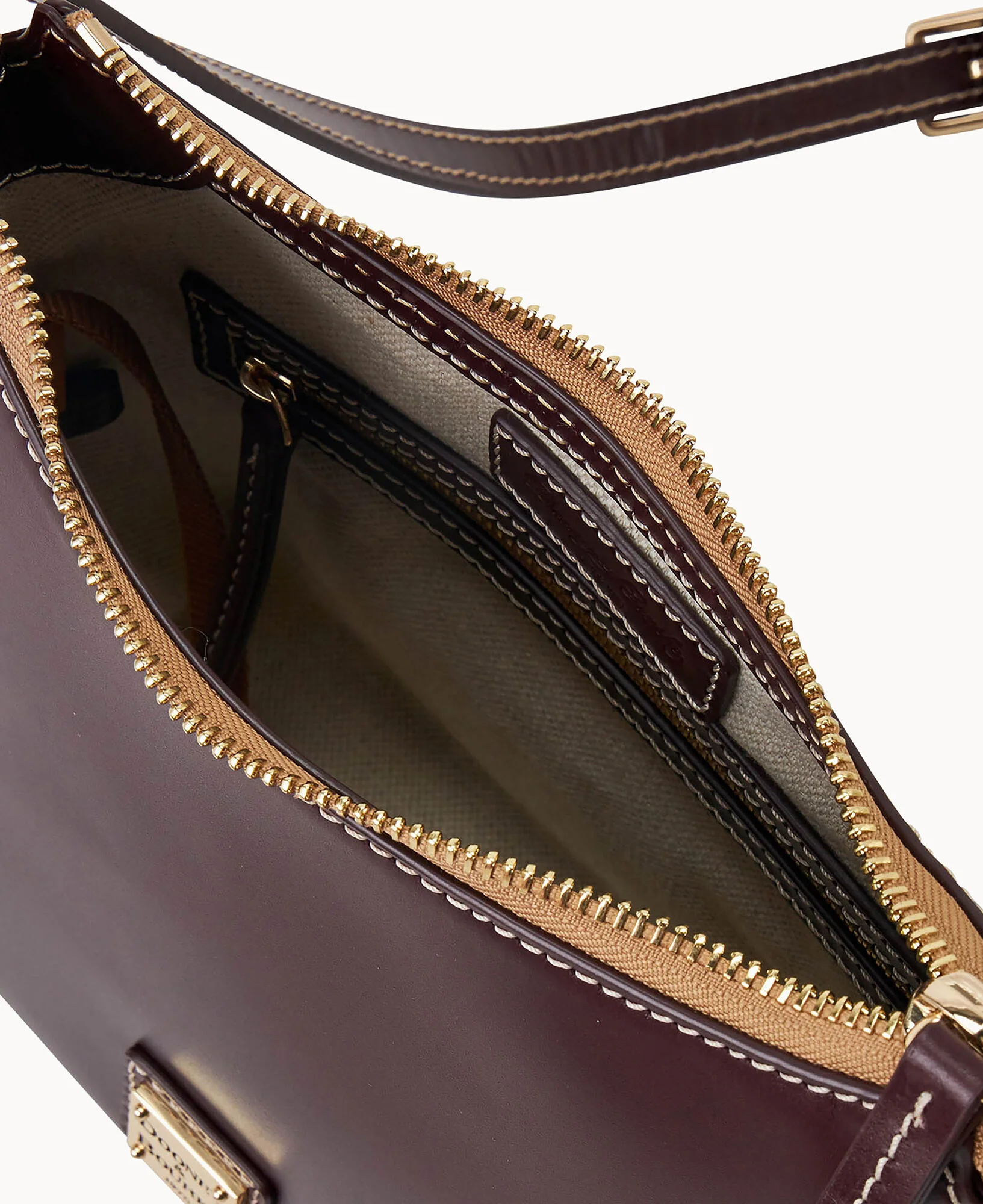 Penrose North South Crossbody 24 - Image 13