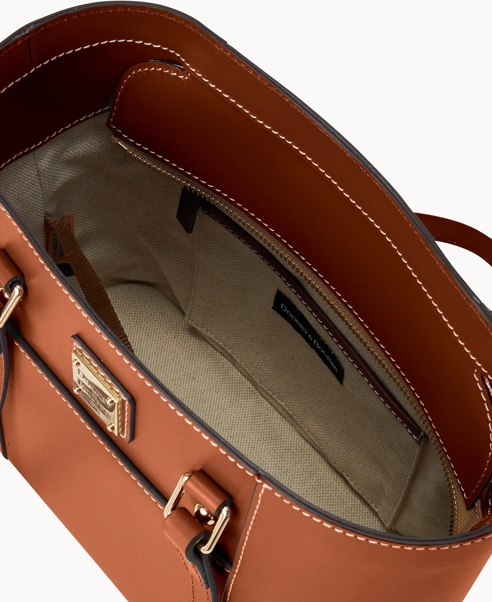 Penrose Pocket Tote 25 - Image 63