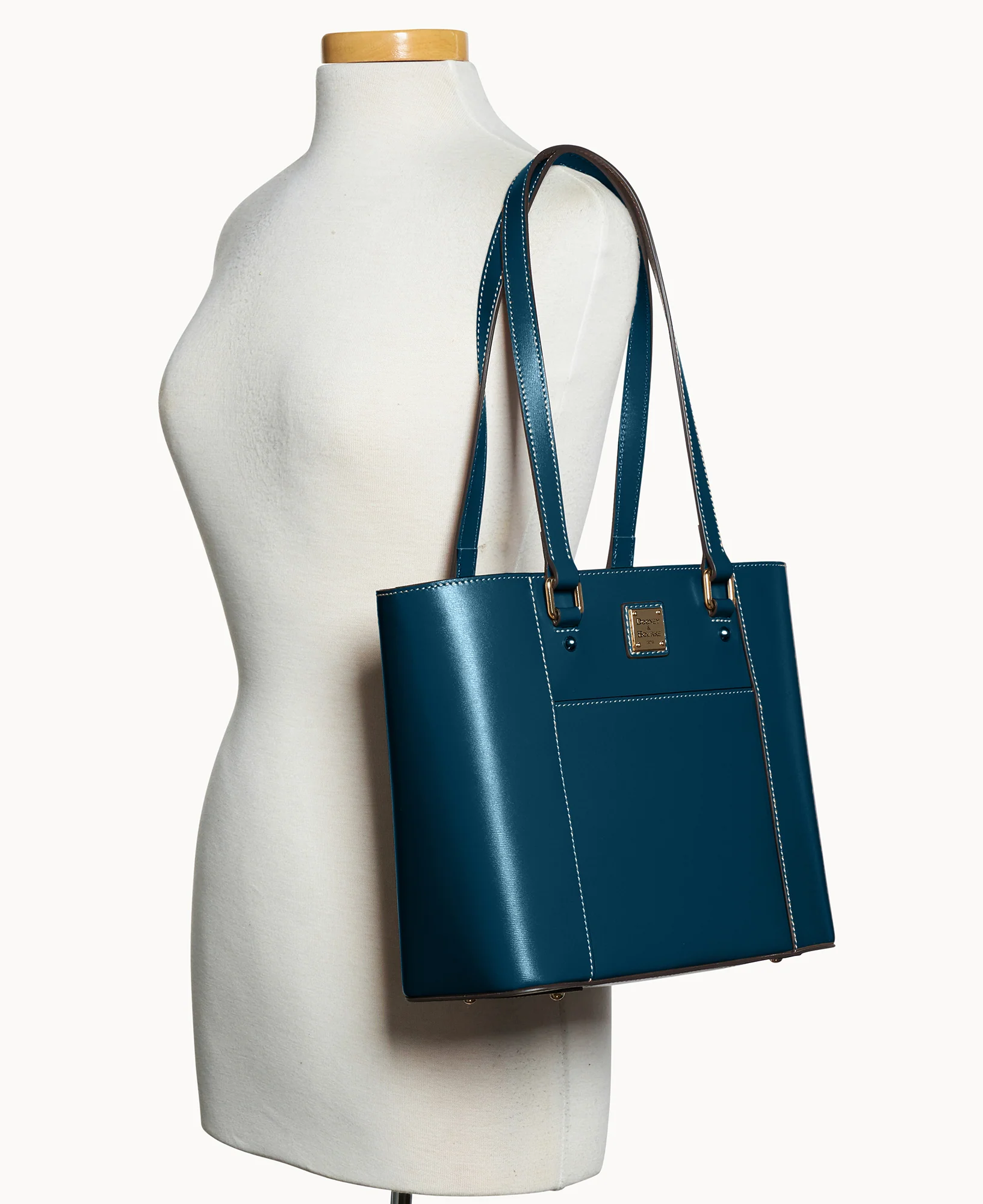 Penrose Pocket Tote 30 - Image 100