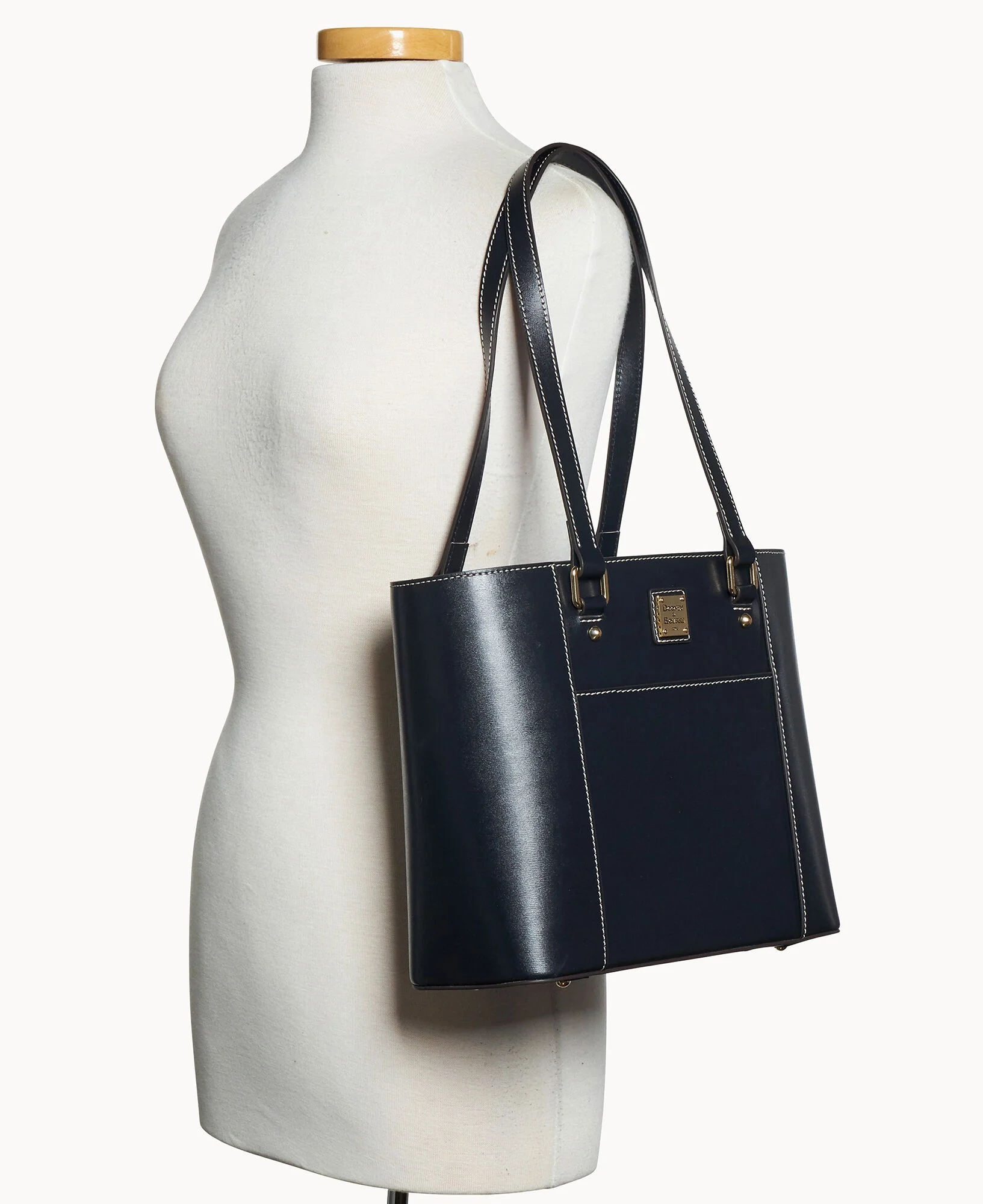 Penrose Pocket Tote 30 - Image 117