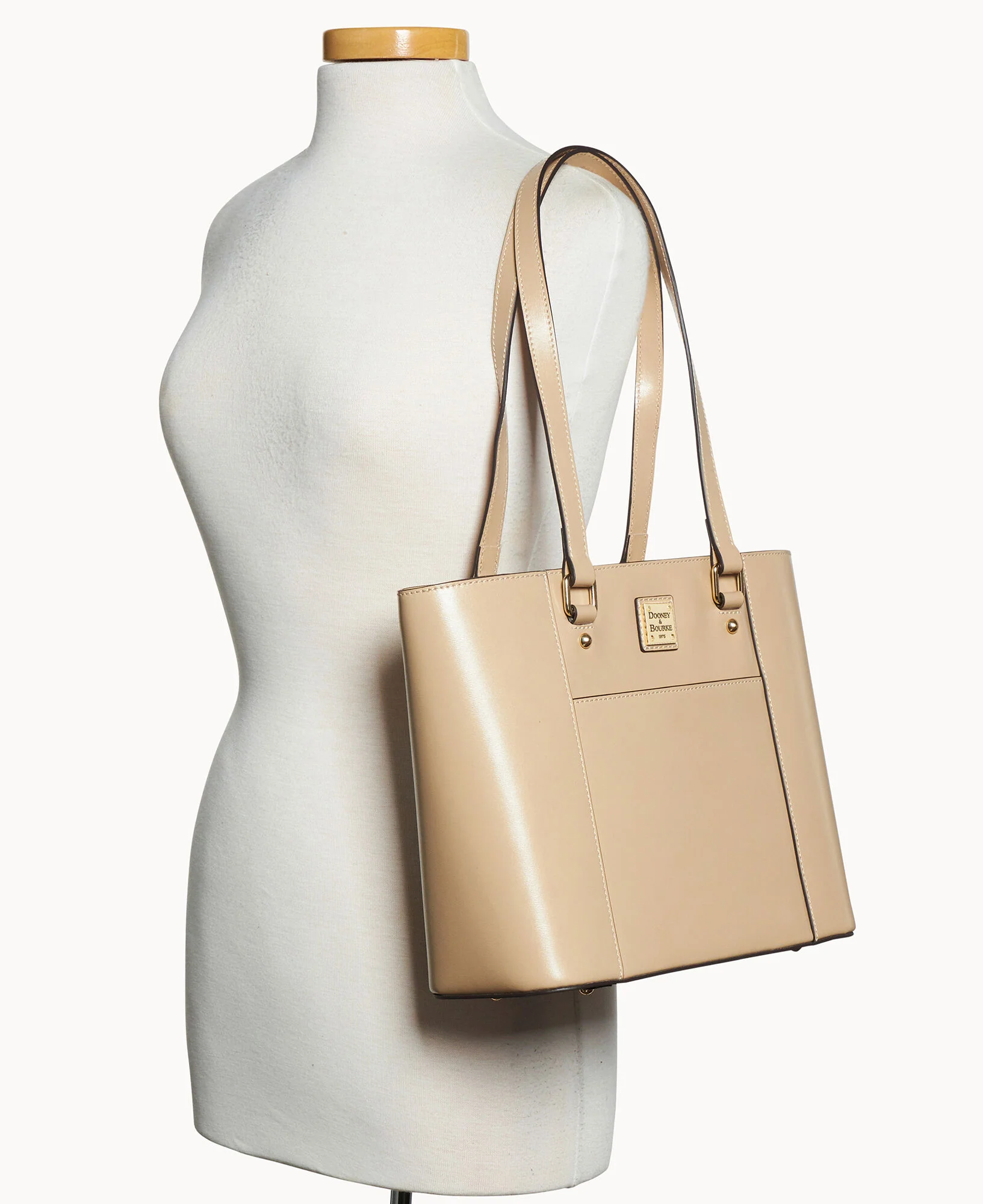 Penrose Pocket Tote 30 - Image 130