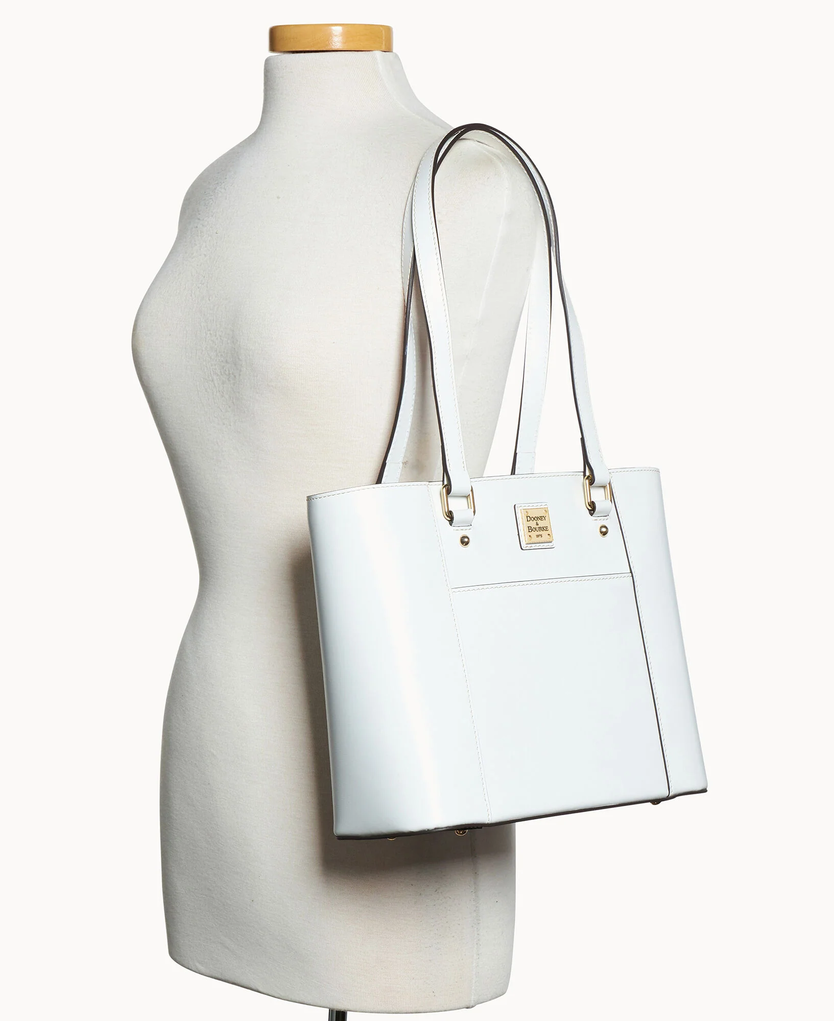 Penrose Pocket Tote 30 - Image 140