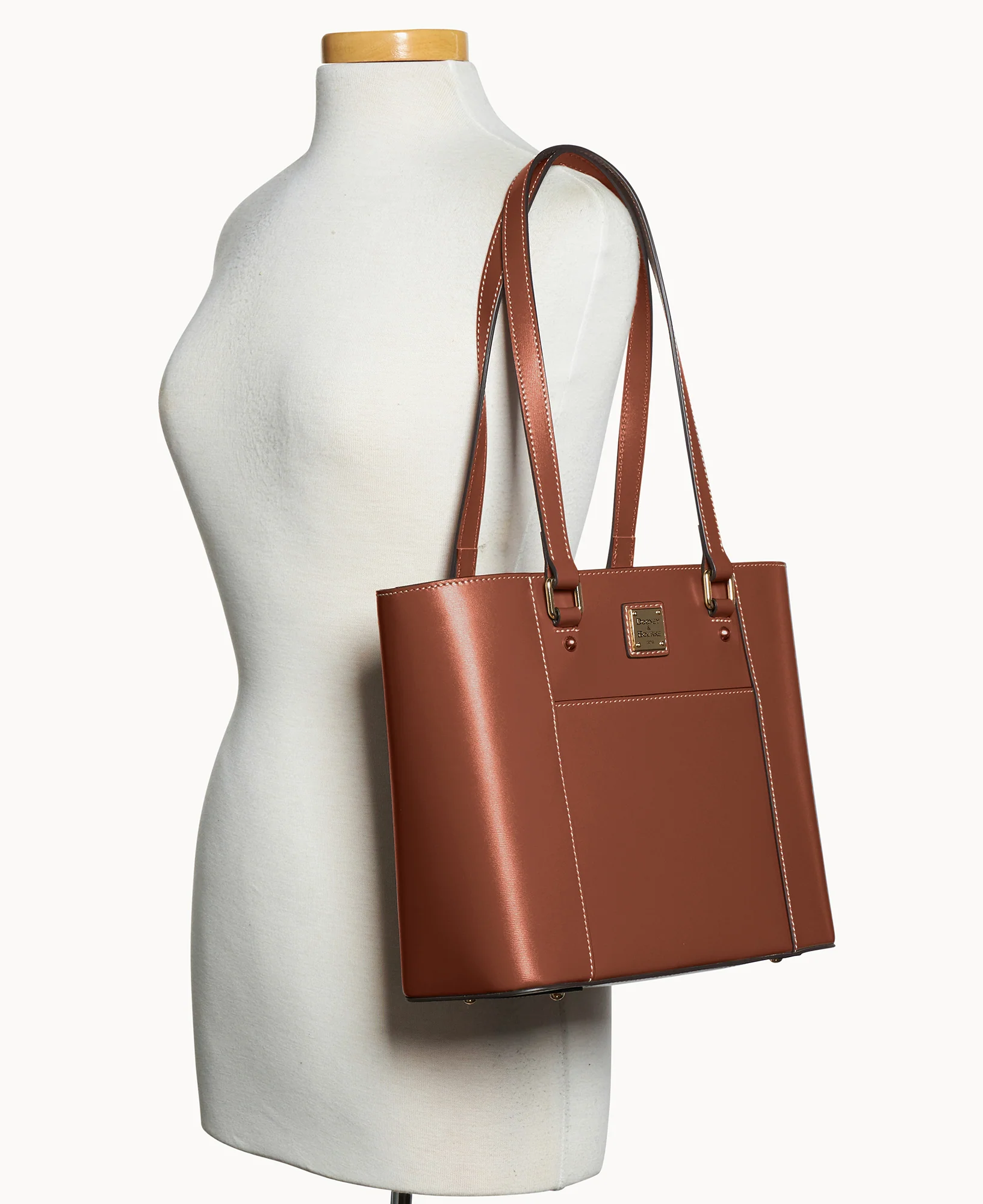 Penrose Pocket Tote 30 - Image 50