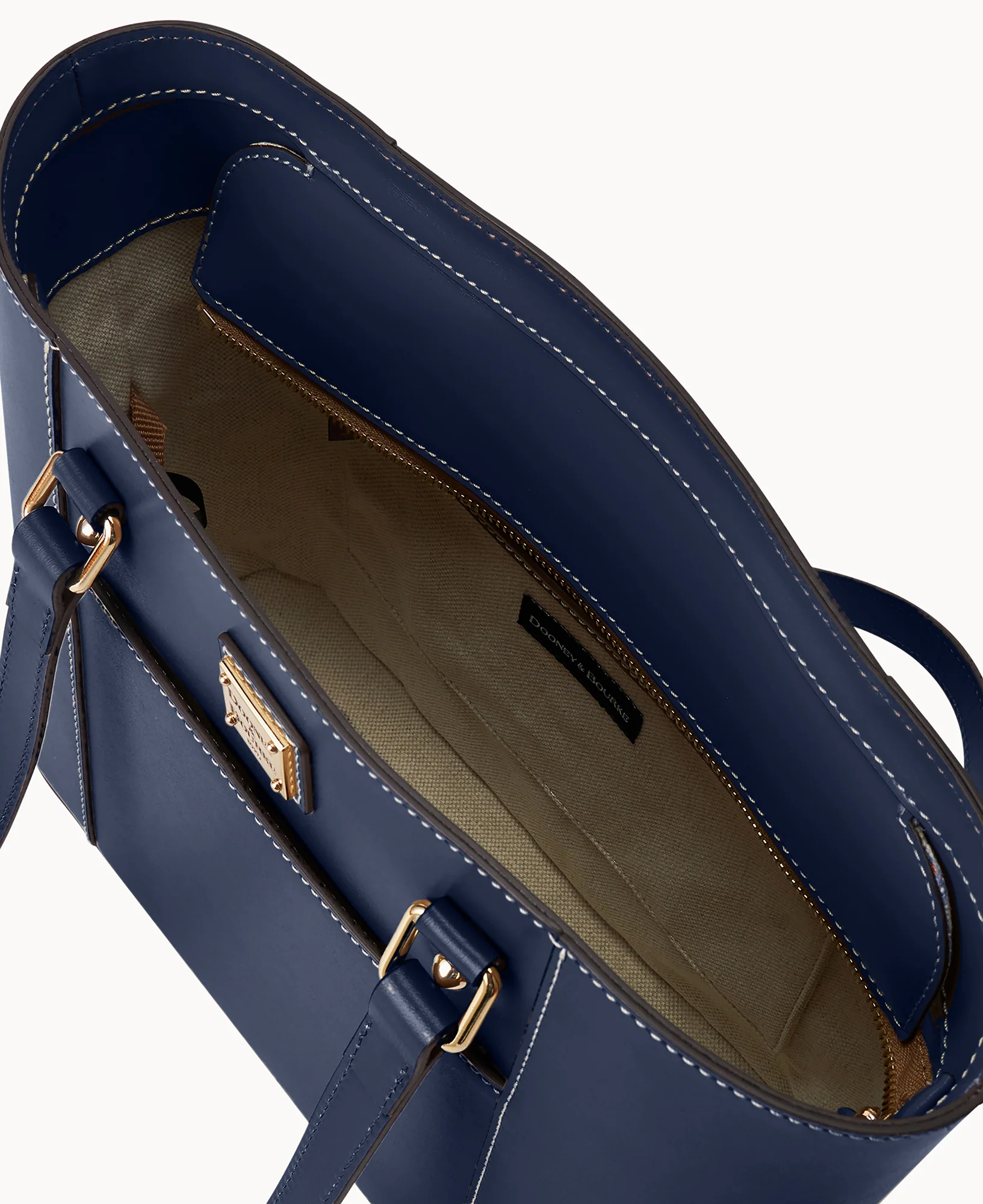 Penrose Pocket Tote 30 - Image 73