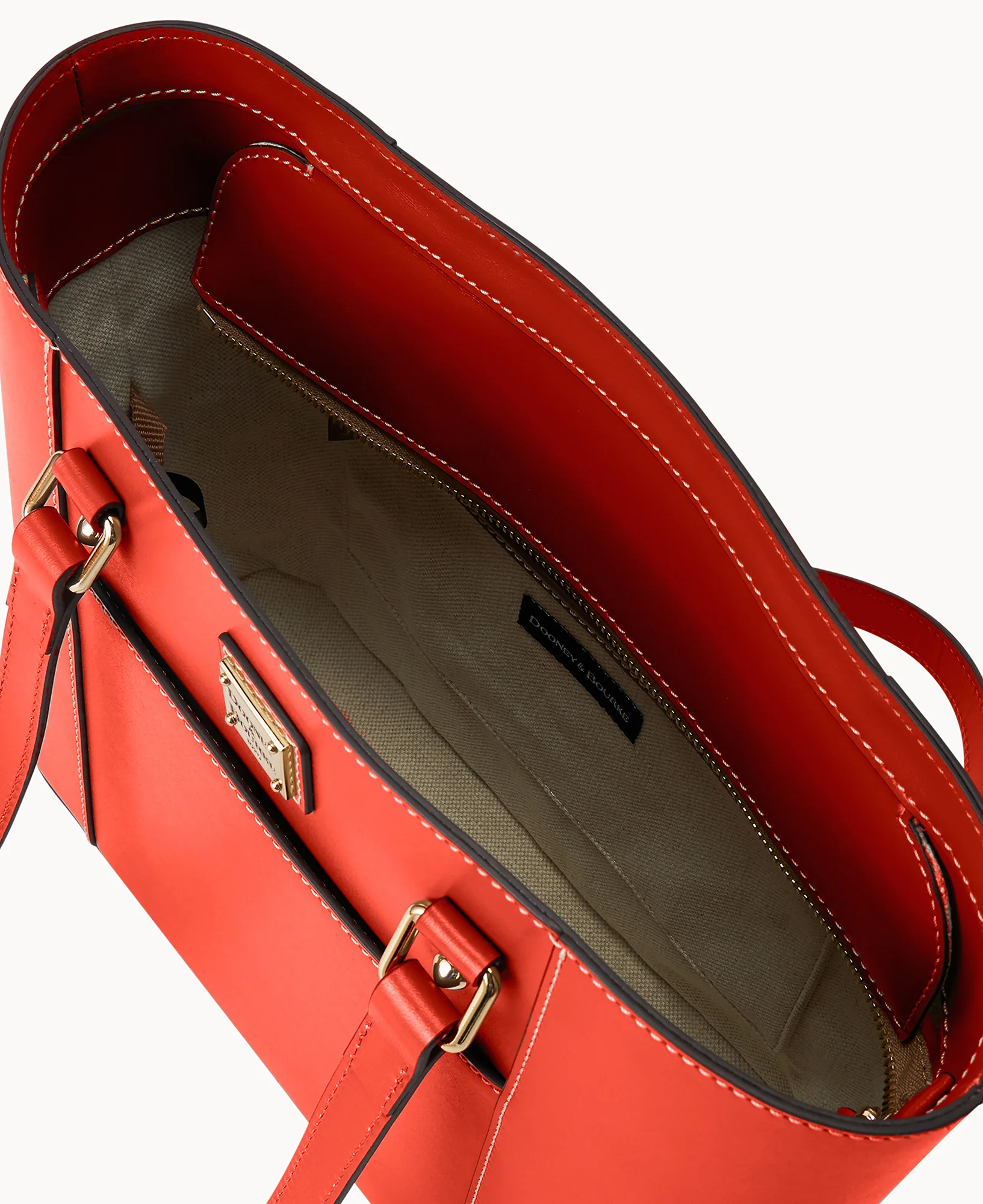 Penrose Pocket Tote 30 - Image 83