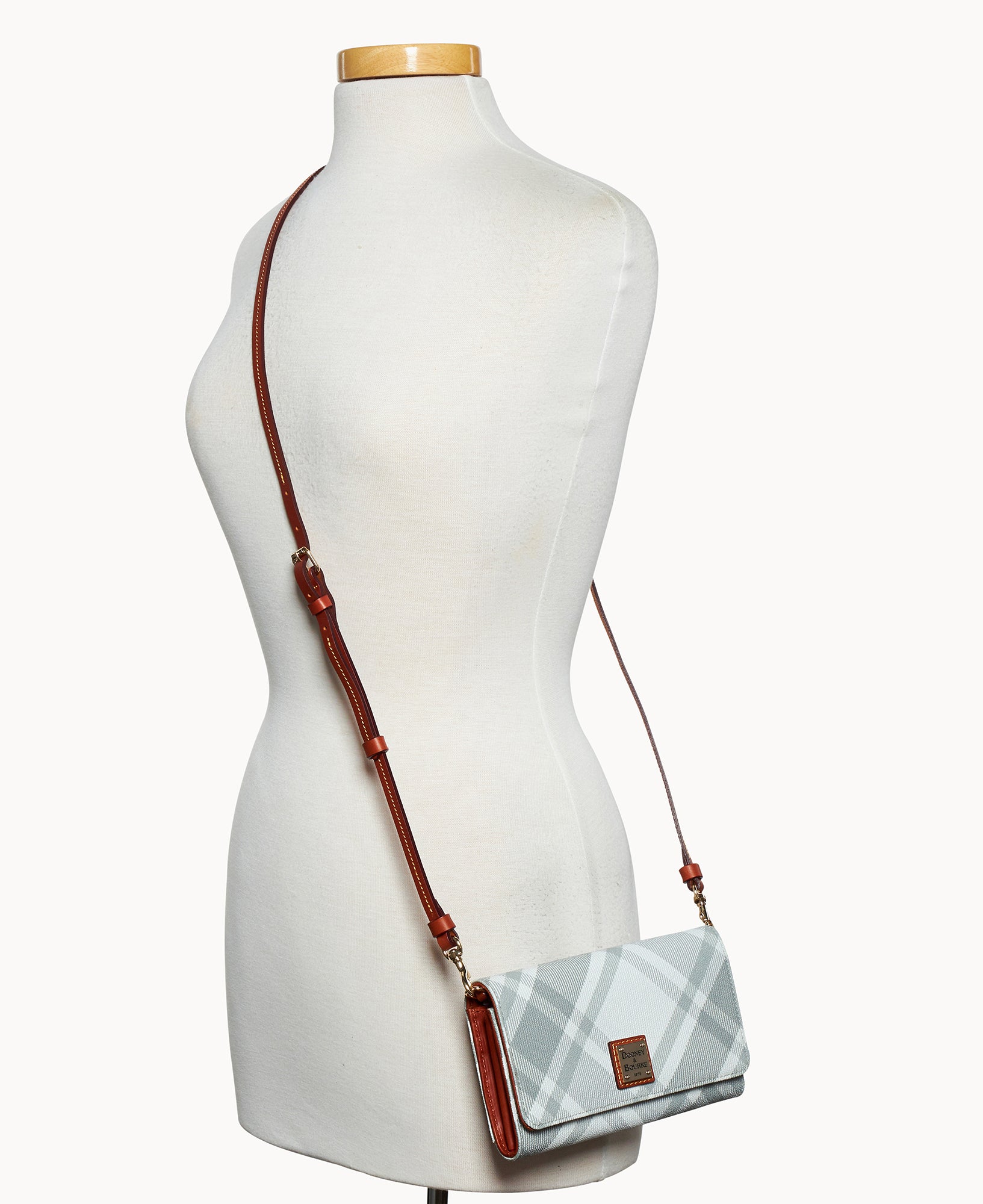 Sutherland Daphne Crossbody Wallet - Image 19